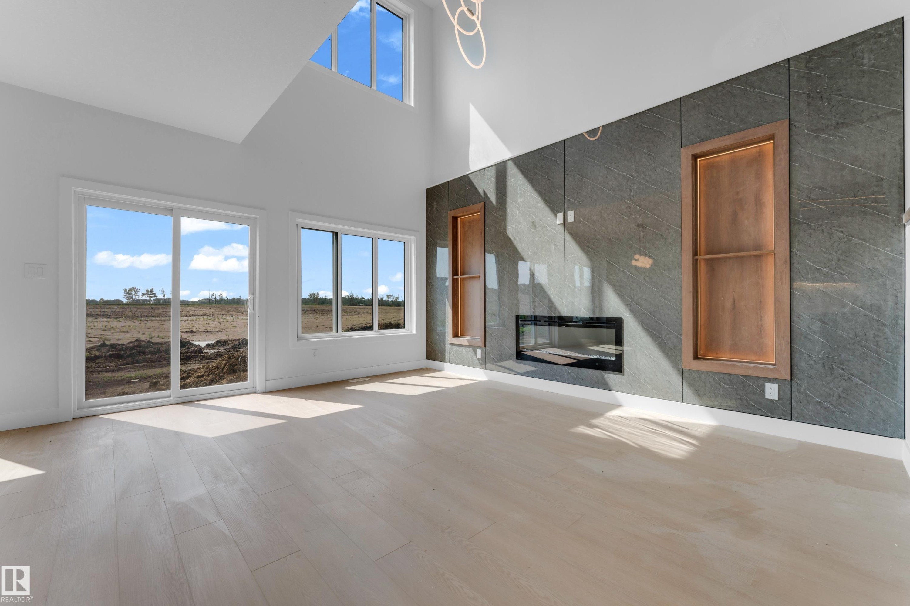 4607 18 Ave Sw Sw, Edmonton, AB - Indoor Photo Showing Other Room With Fireplace