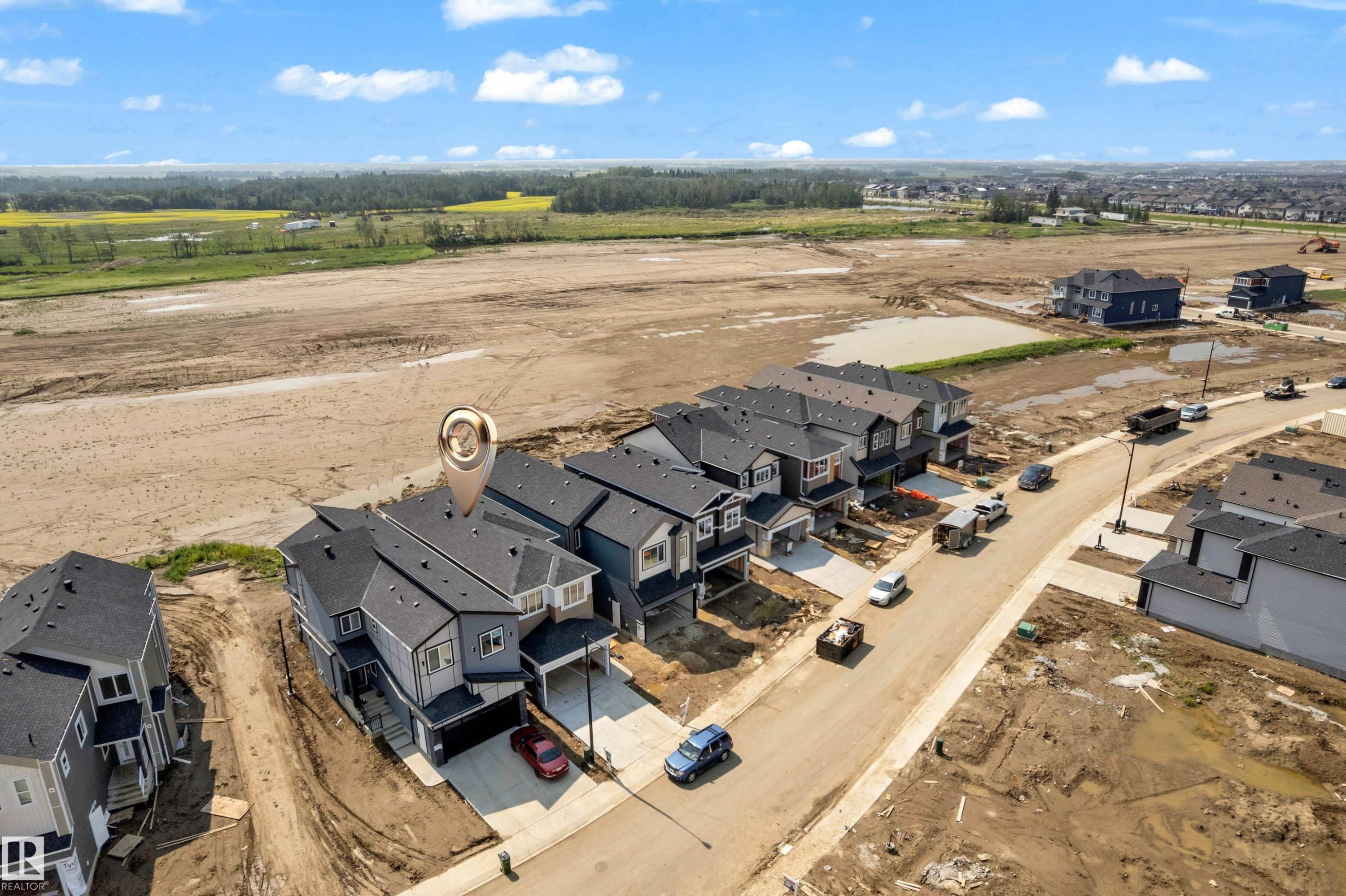 4607 18 Ave Sw Sw, Edmonton, AB - Outdoor With View