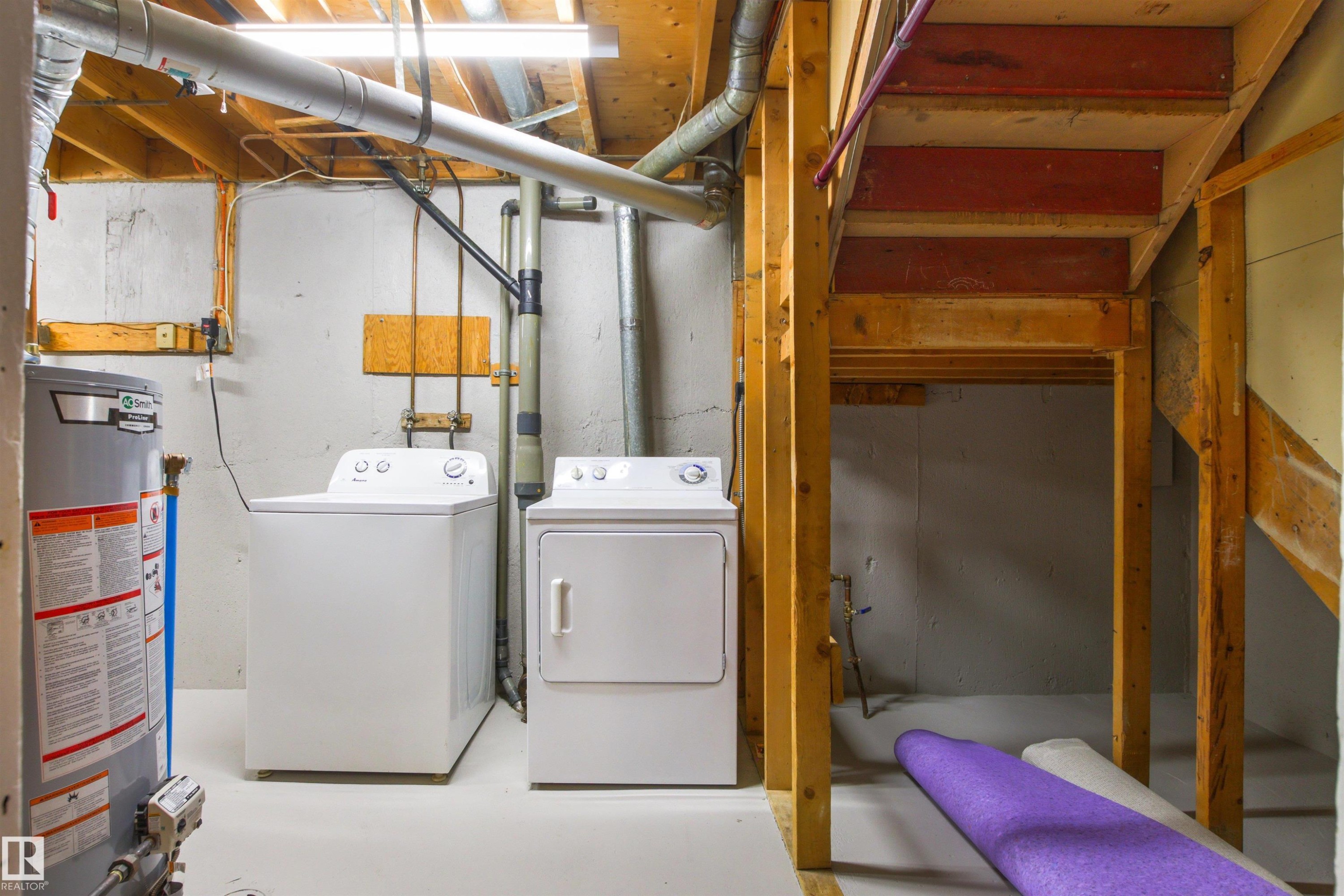Additional content - #9 14230 80 St Nw, Edmonton, AB - Indoor Photo Showing Laundry Room