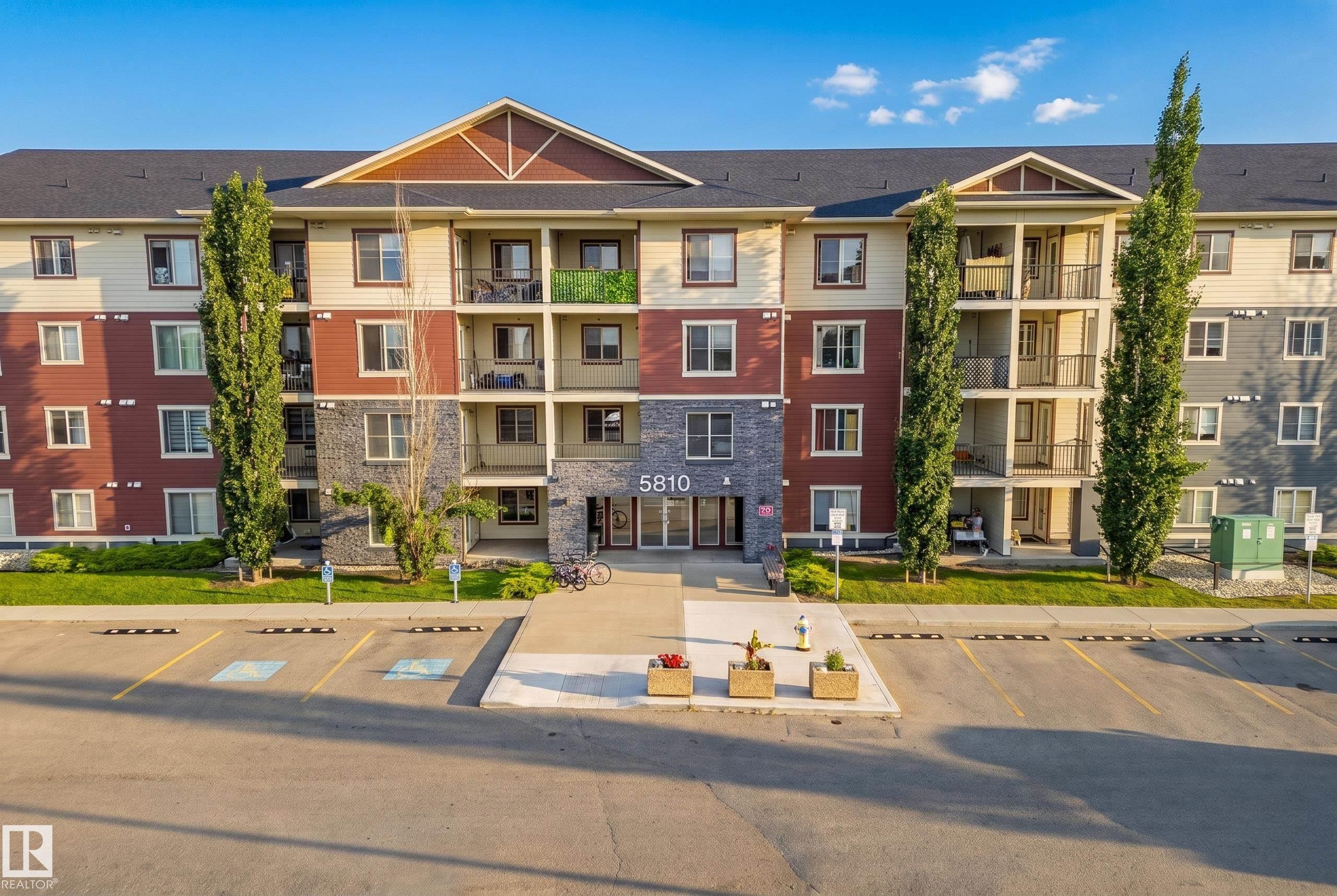 #222 5810 Mullen Pl Nw, Edmonton, AB - Outdoor With Balcony With Facade