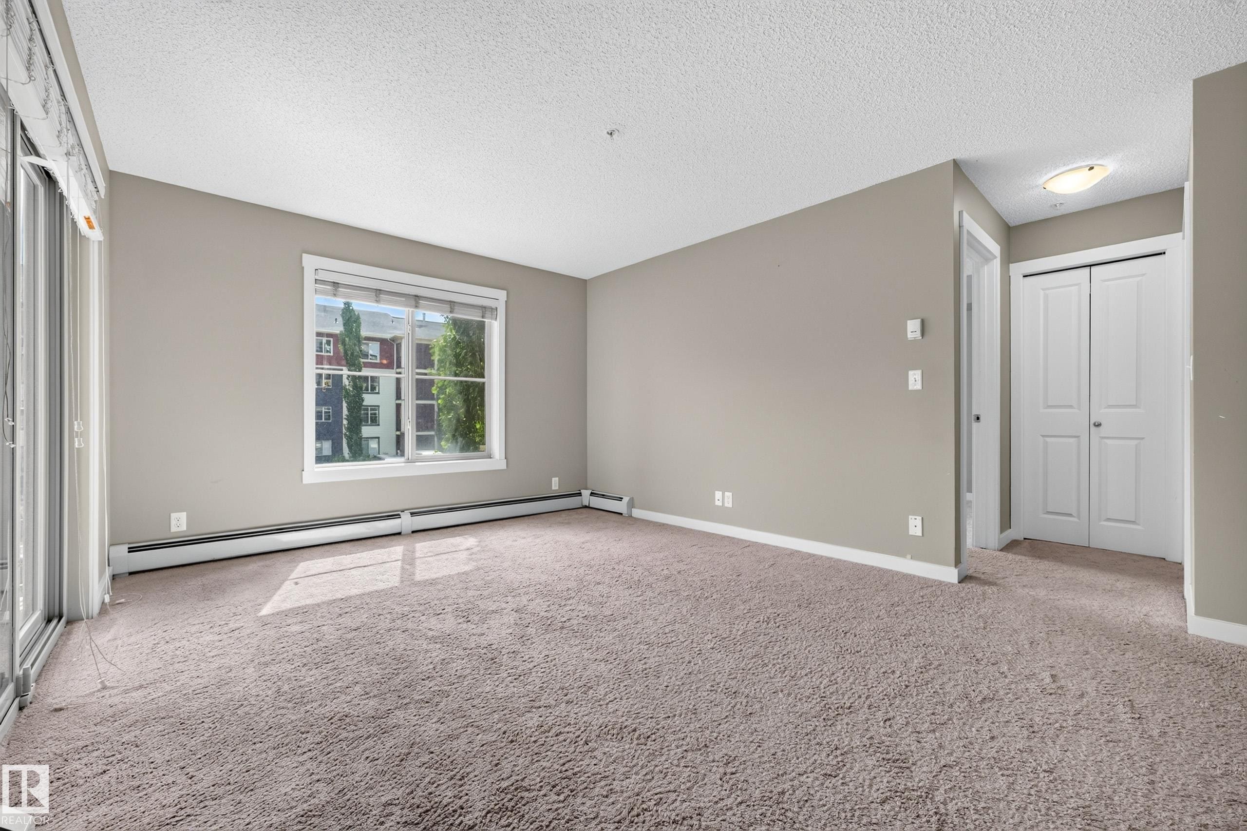 #222 5810 Mullen Pl Nw, Edmonton, AB - Indoor Photo Showing Other Room