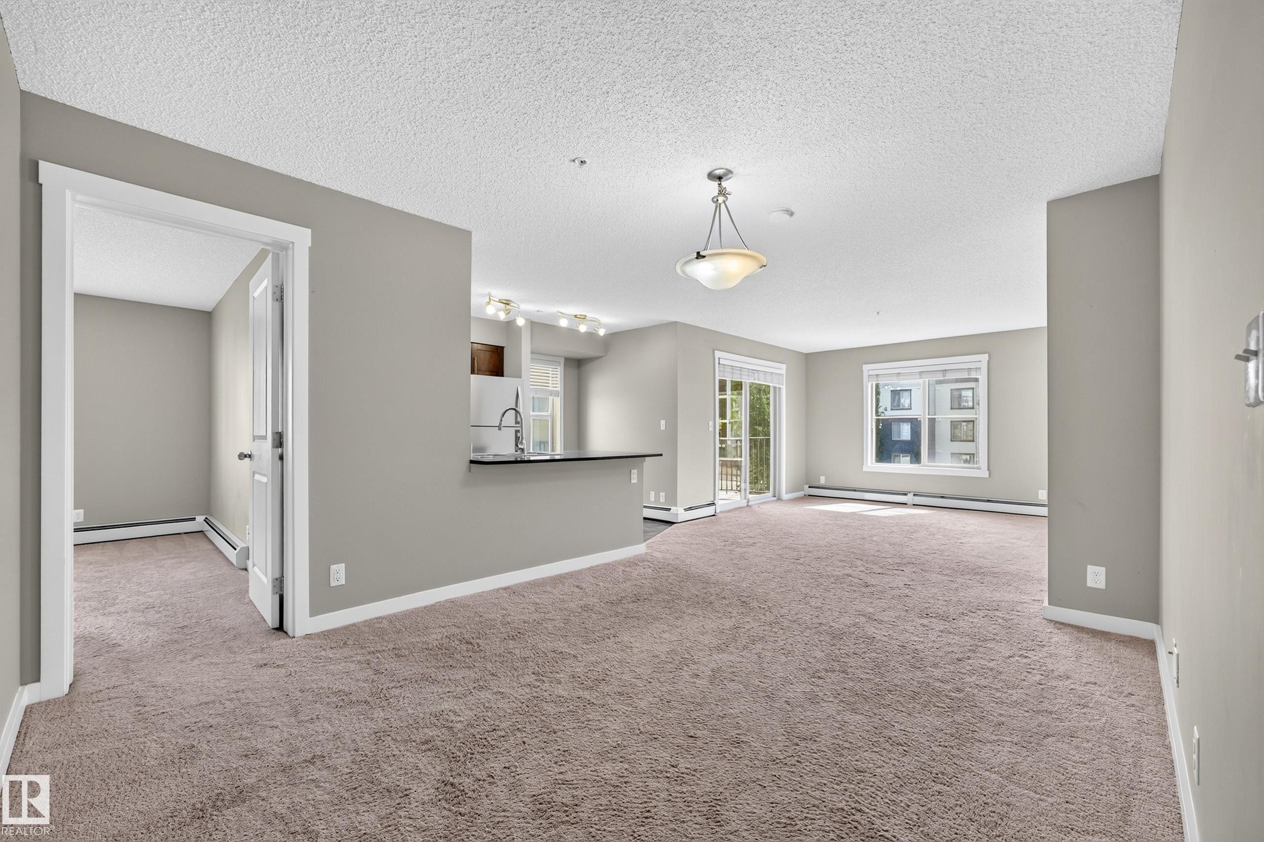 #222 5810 Mullen Pl Nw, Edmonton, AB - Indoor Photo Showing Other Room