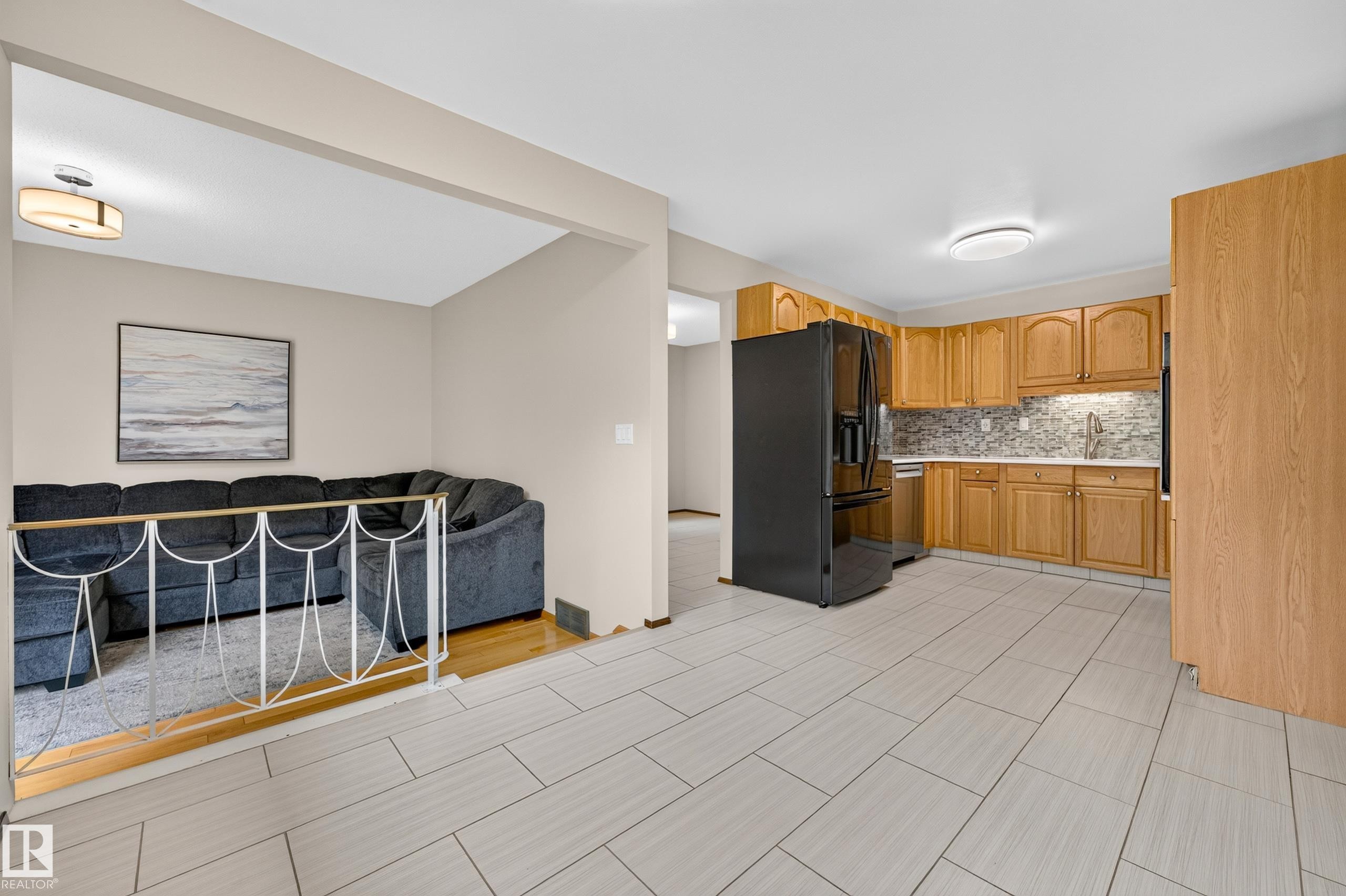 11727 27 Avenue Nw, Edmonton, AB