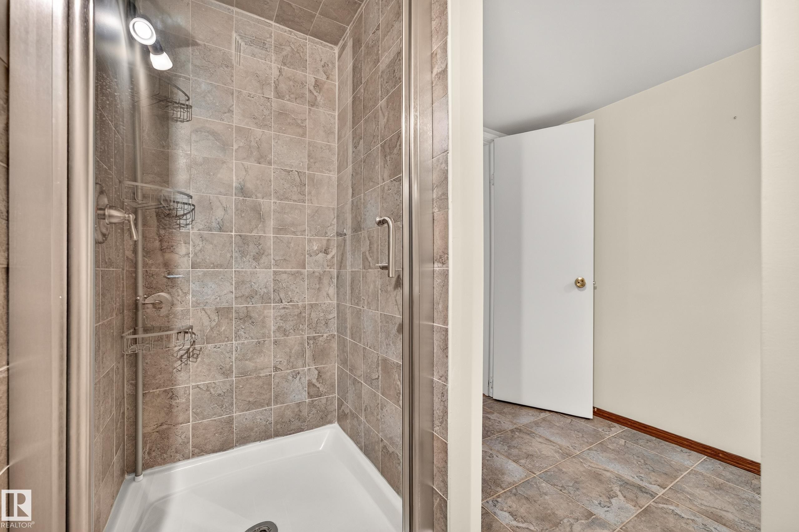 11727 27 Avenue Nw, Edmonton, AB