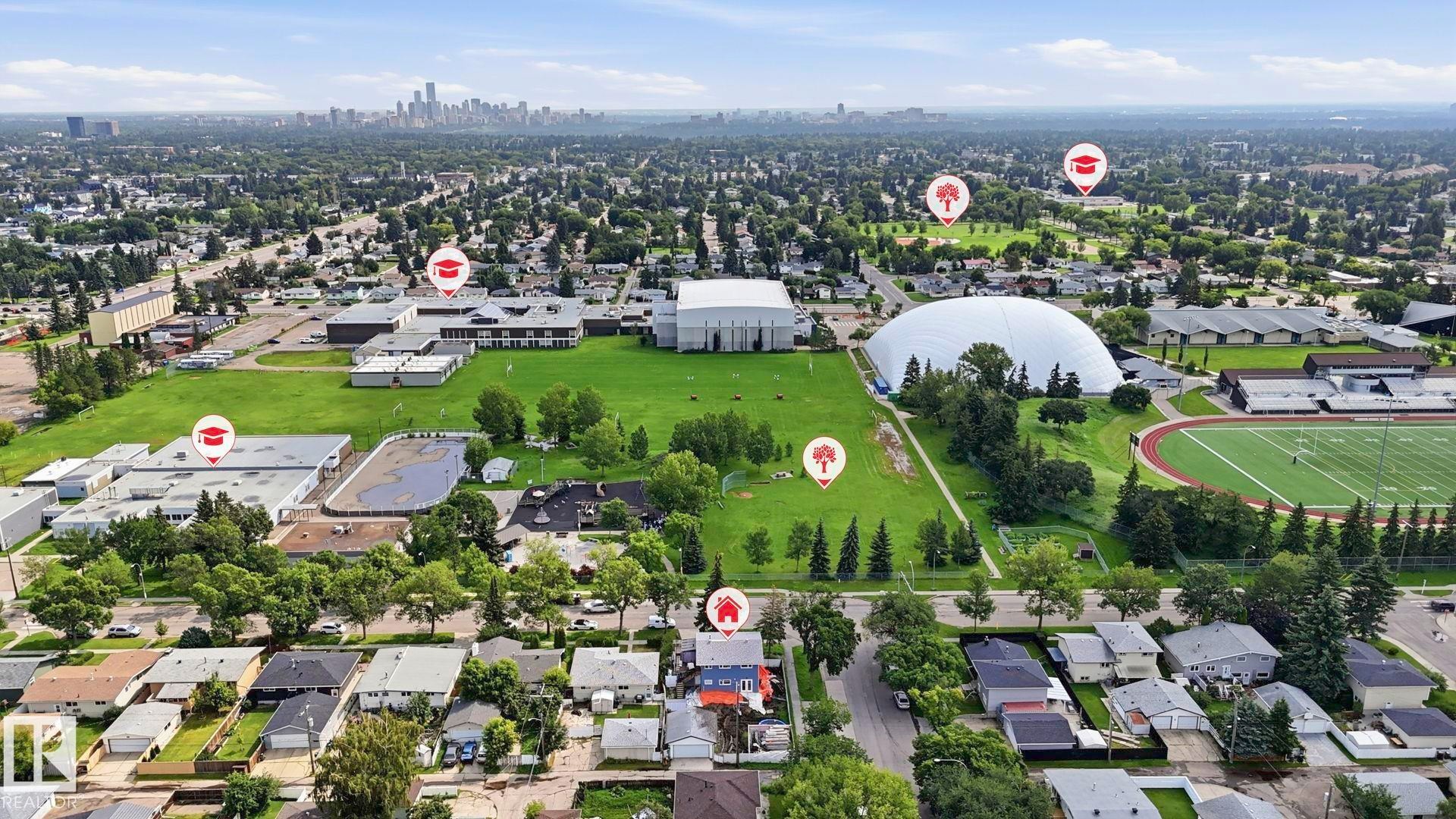 9302 165 Street Nw, Edmonton, AB - Outdoor With View