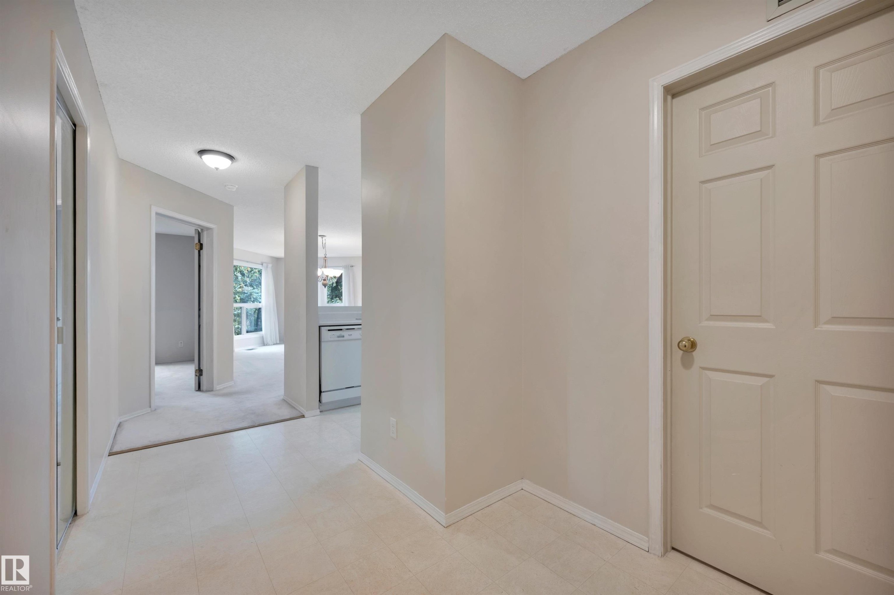 #209 65 Gervais Rd, St. Albert, AB - Indoor Photo Showing Other Room