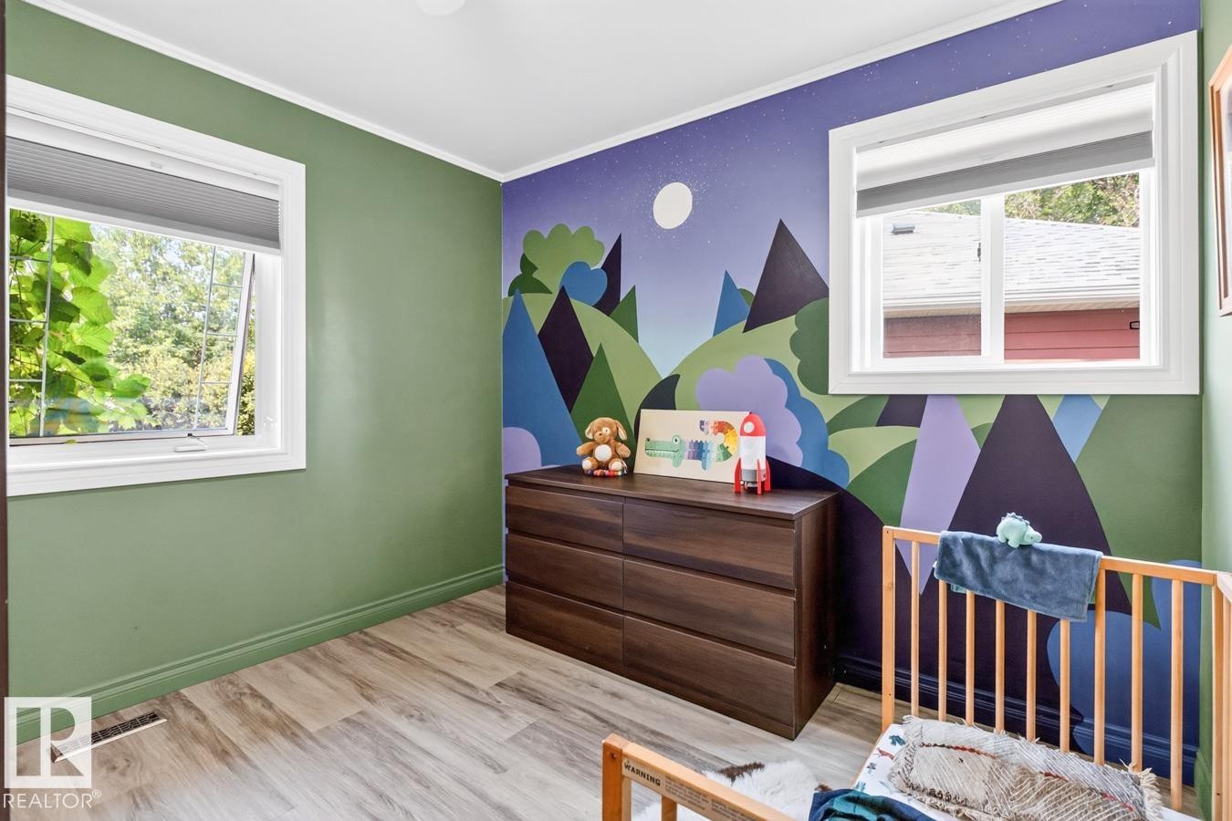 11834 59 Street Nw, Edmonton, AB - Indoor Photo Showing Bedroom