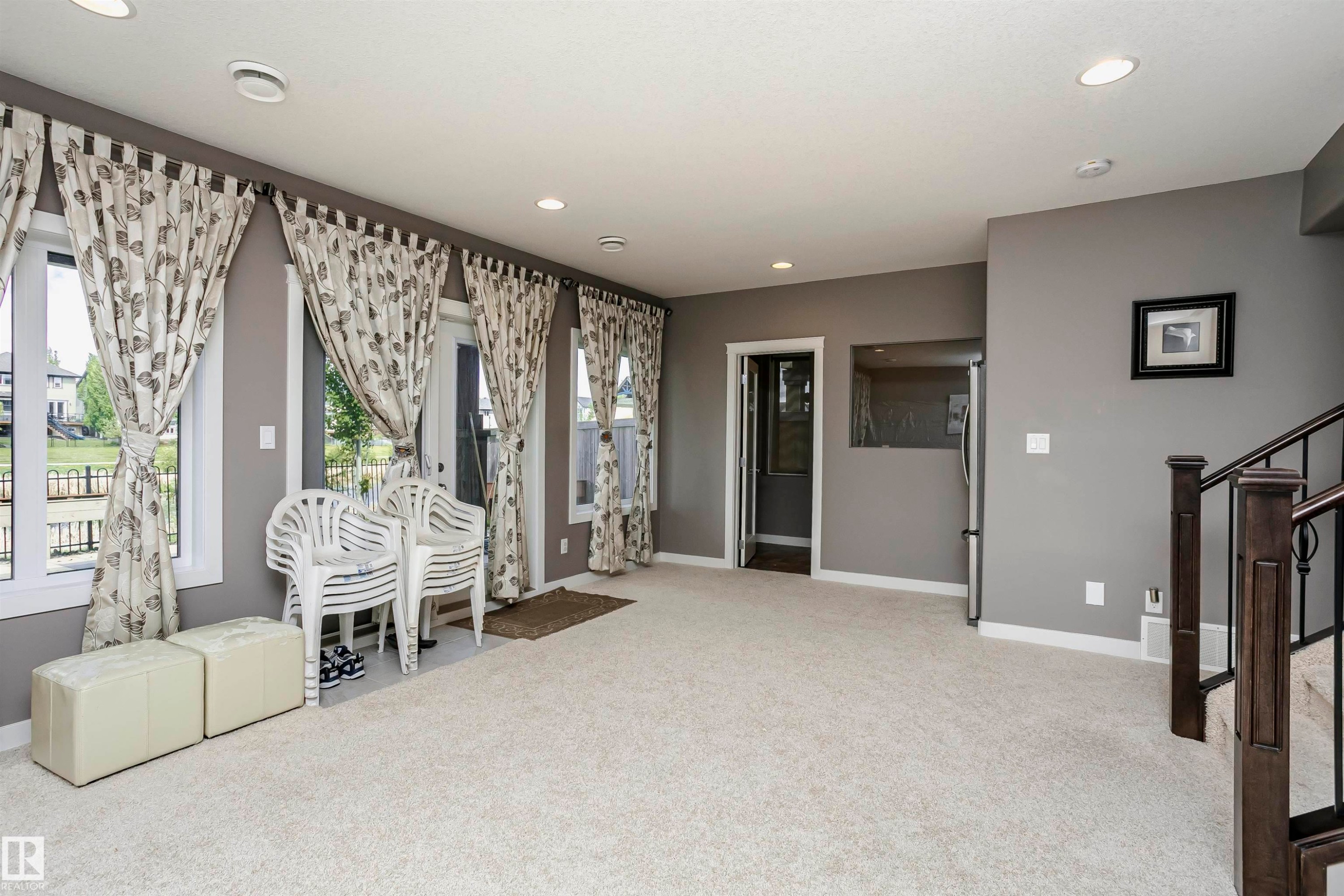 15848 13 Avenue Sw, Edmonton, AB - Indoor Photo Showing Other Room