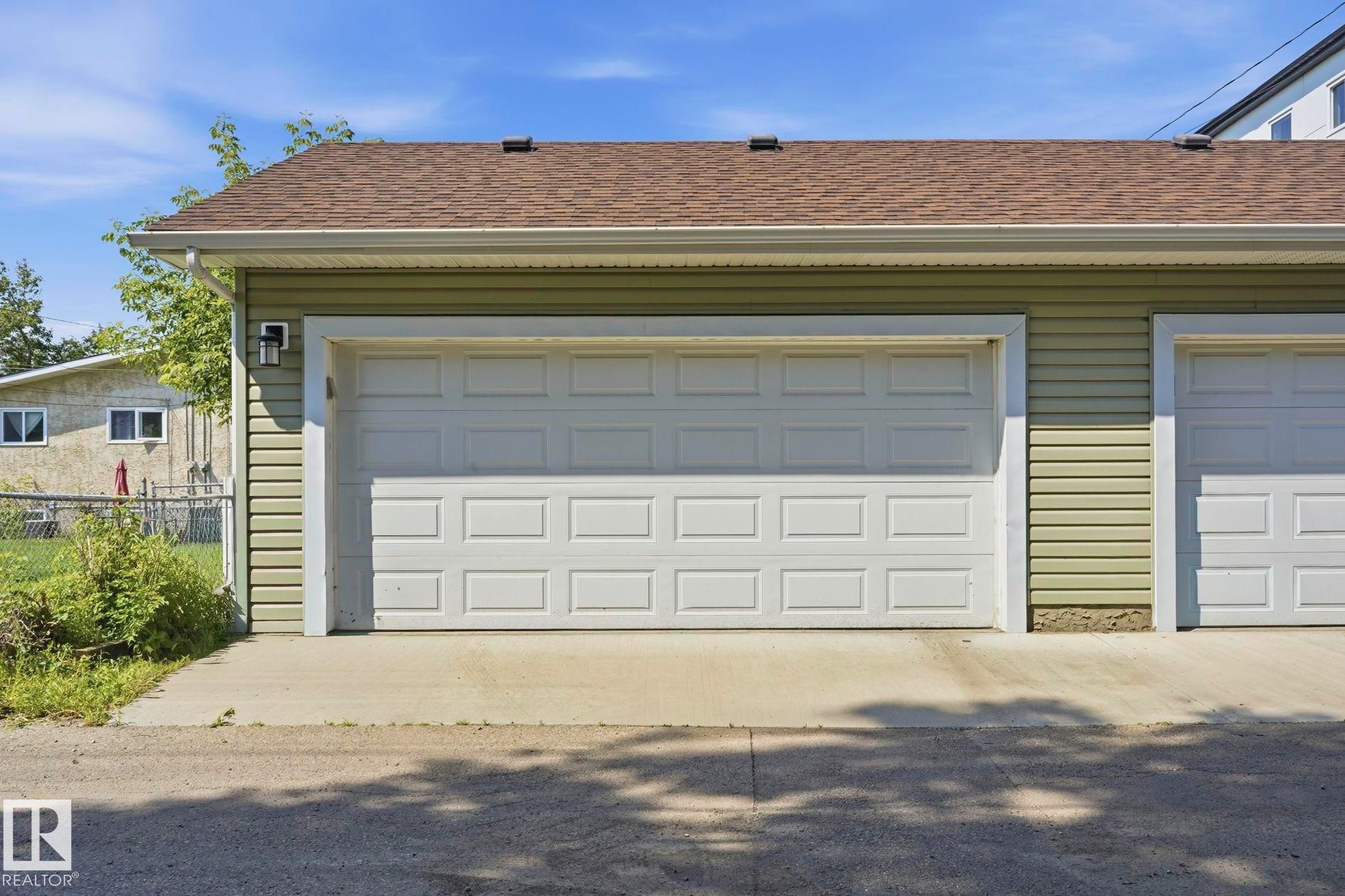 10245 152 Street Nw, Edmonton, AB - Outdoor