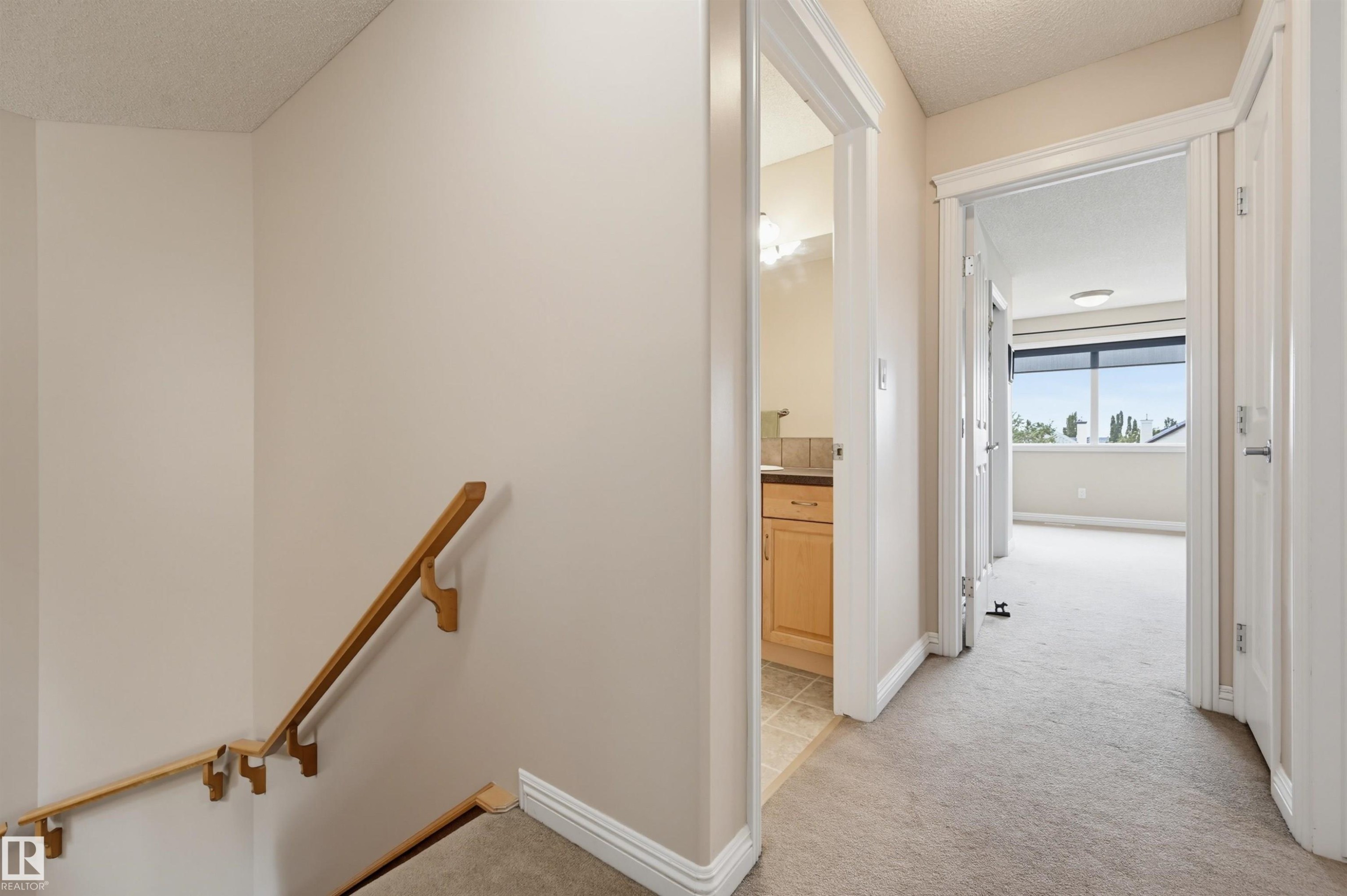 1846 Towne Centre Boulevard Nw, Edmonton, AB - Indoor Photo Showing Other Room