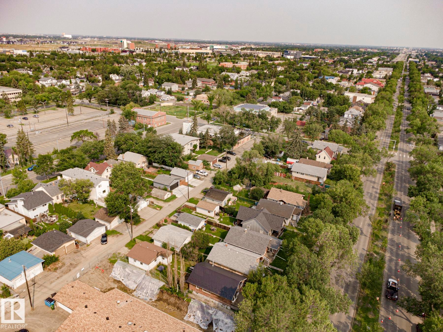 11124 97 Street Nw, Edmonton, AB - Outdoor With View