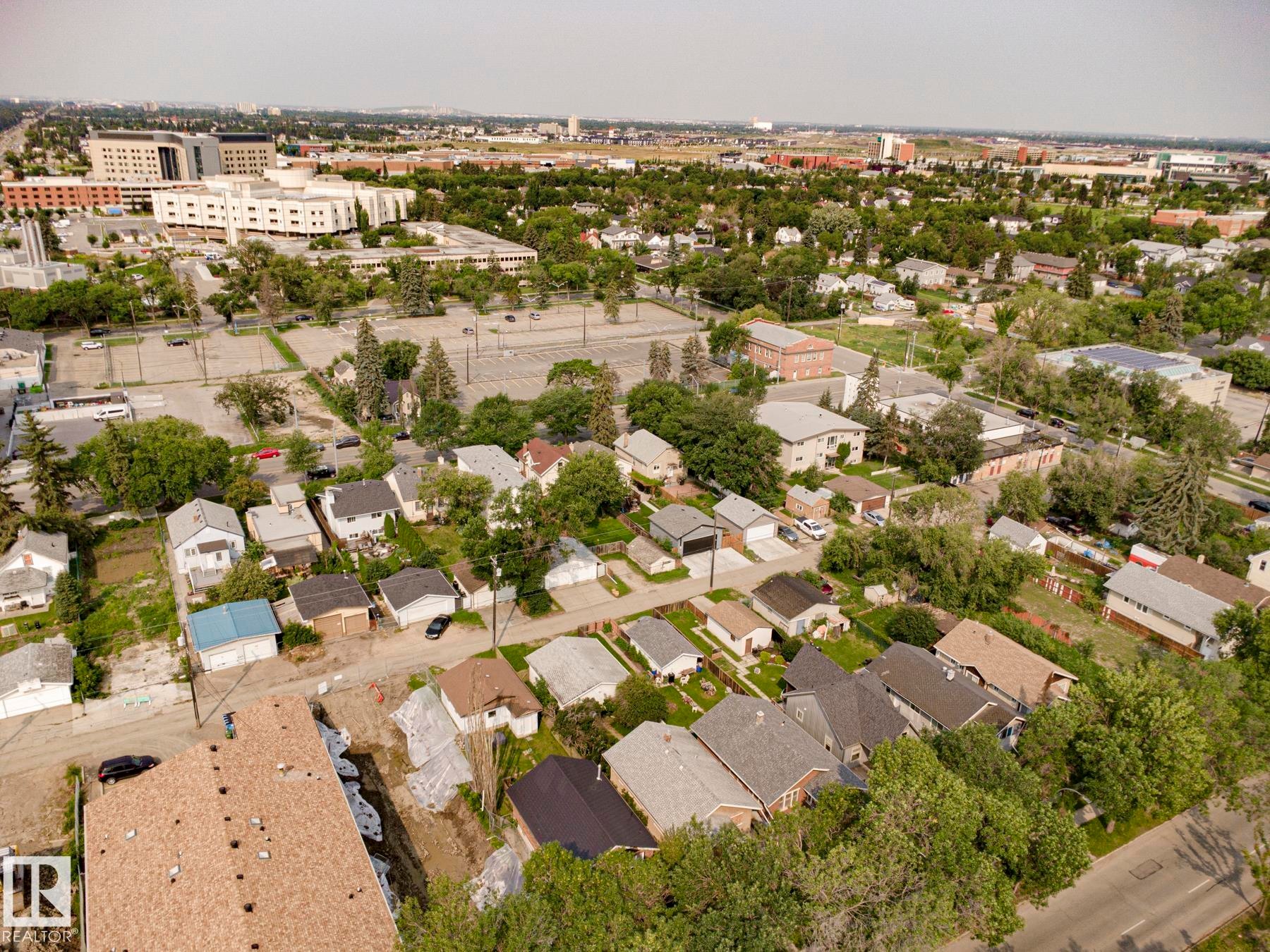 11124 97 Street Nw, Edmonton, AB - Outdoor With View
