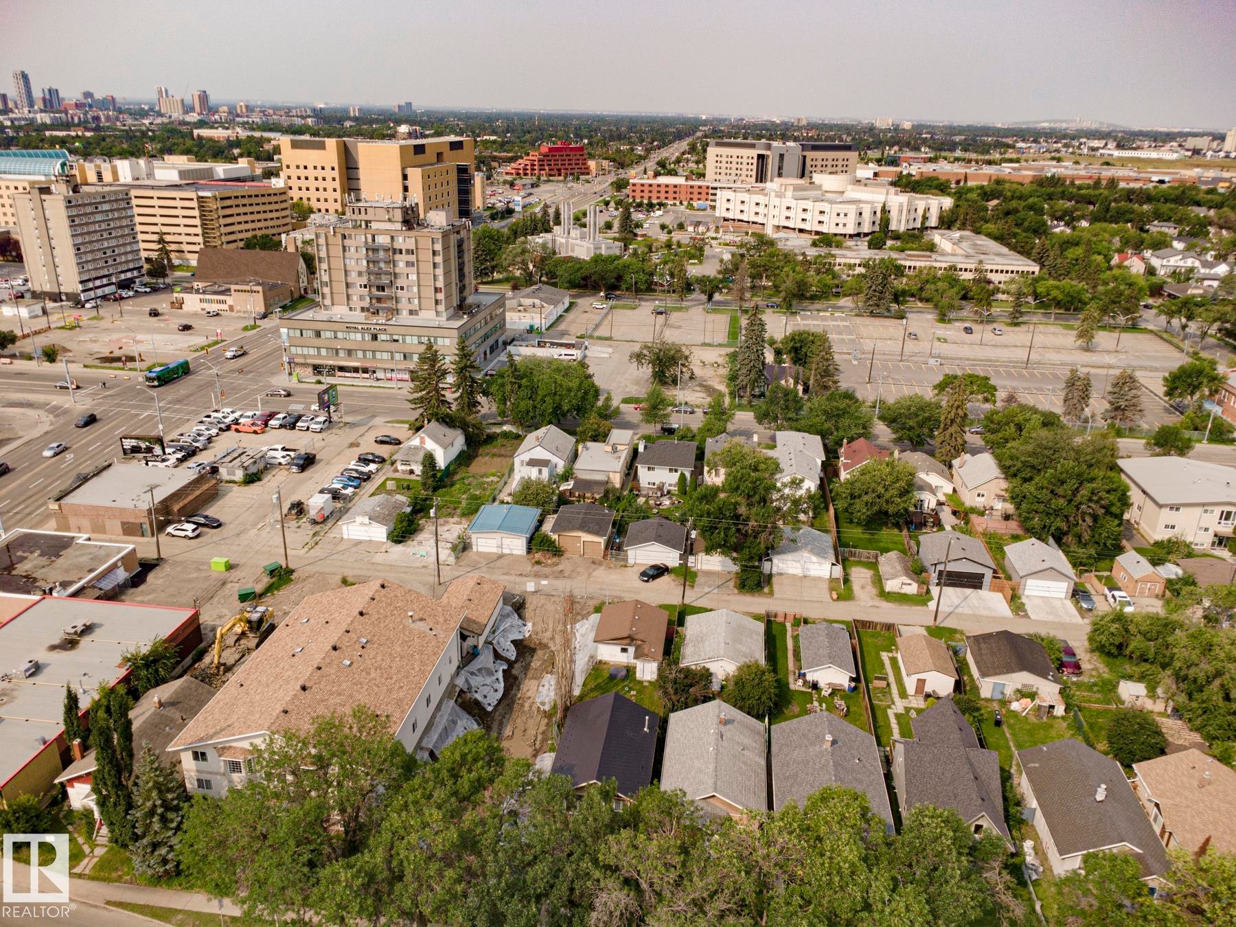11124 97 Street Nw, Edmonton, AB - Outdoor With View