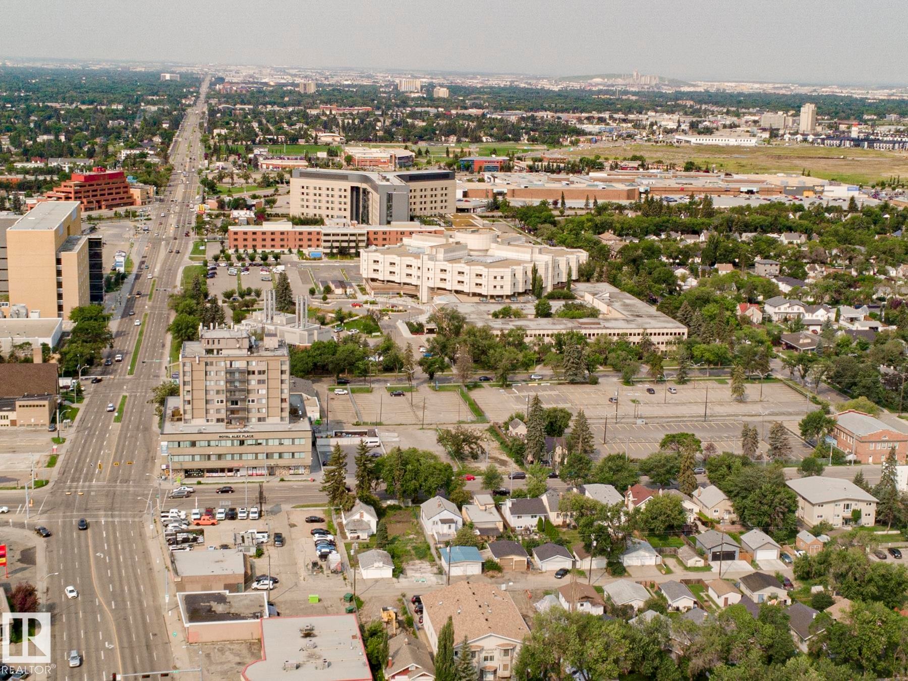 11124 97 Street Nw, Edmonton, AB - Outdoor With View