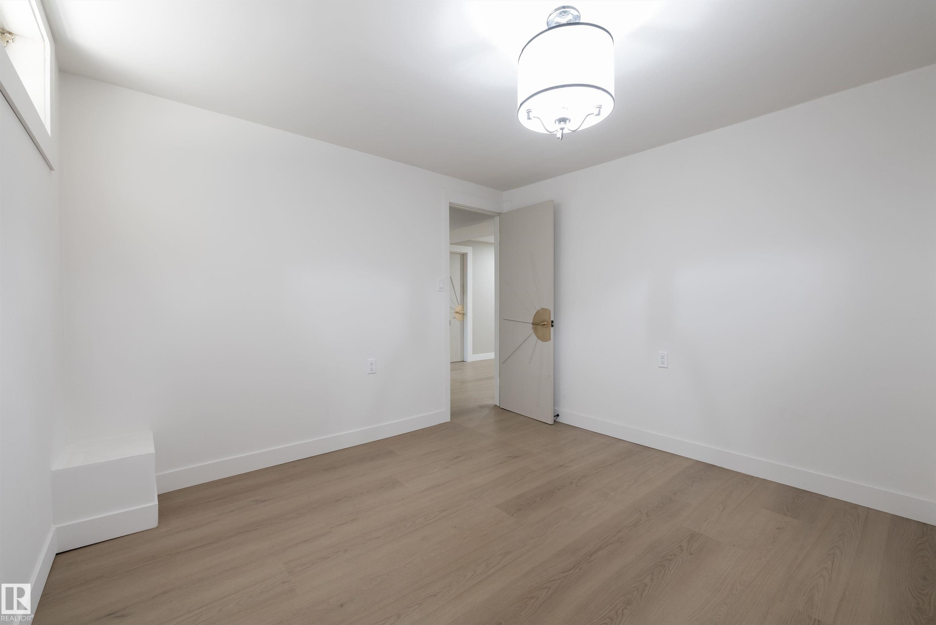 4204 42 Avenue, Stony Plain, AB - Indoor Photo Showing Other Room