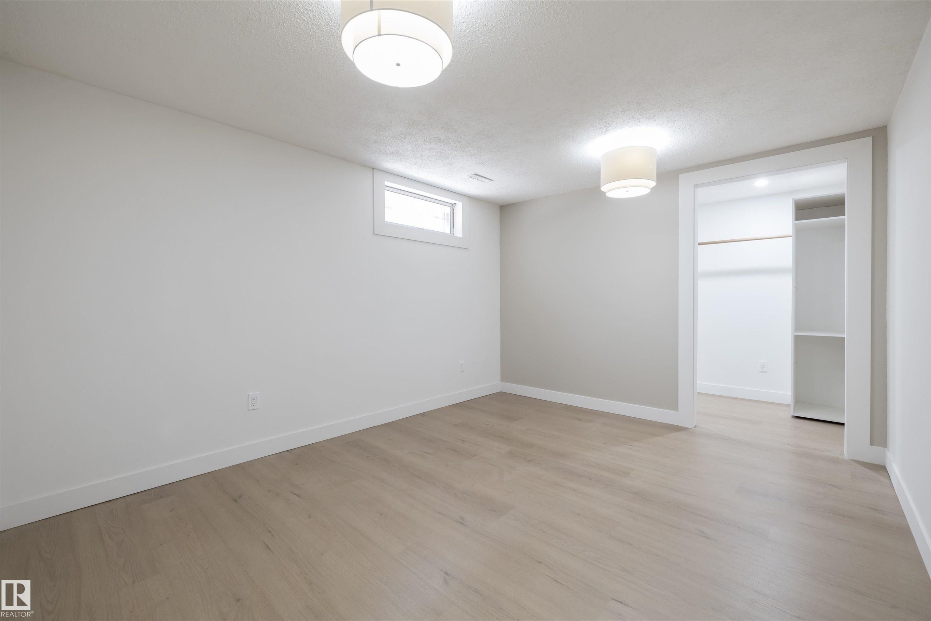 4204 42 Avenue, Stony Plain, AB - Indoor