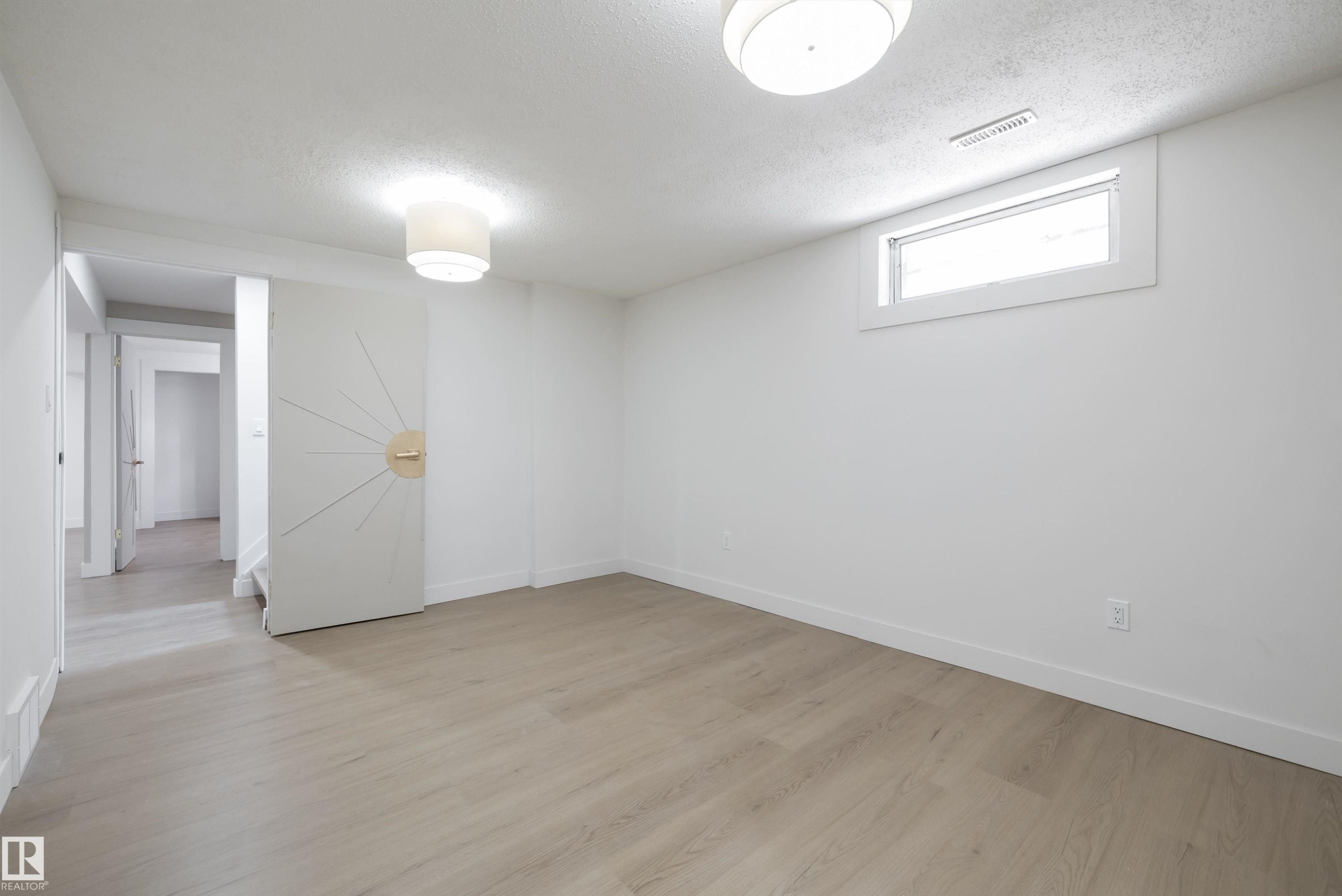 4204 42 Avenue, Stony Plain, AB - Indoor Photo Showing Other Room