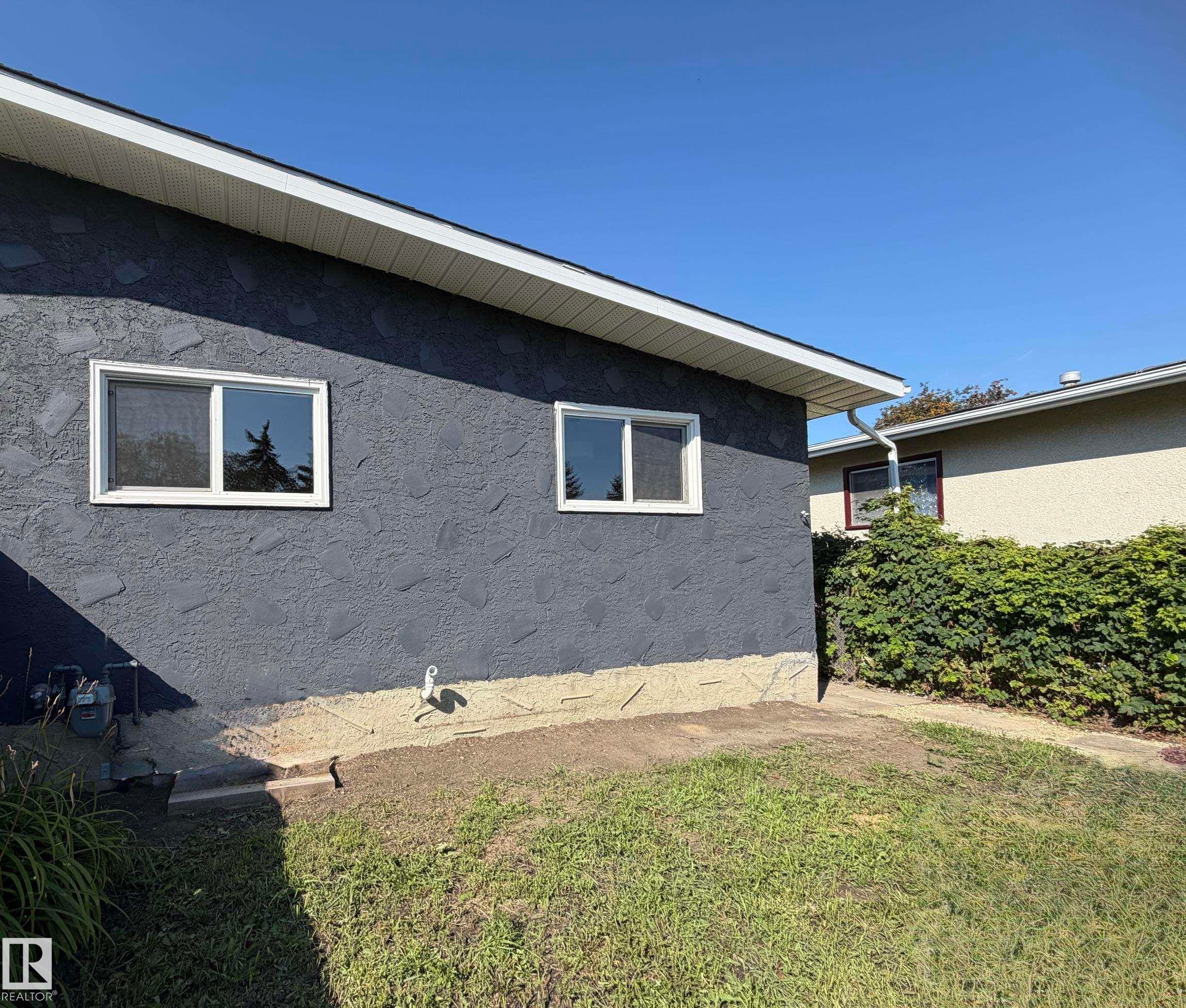 4204 42 Avenue, Stony Plain, AB - Outdoor