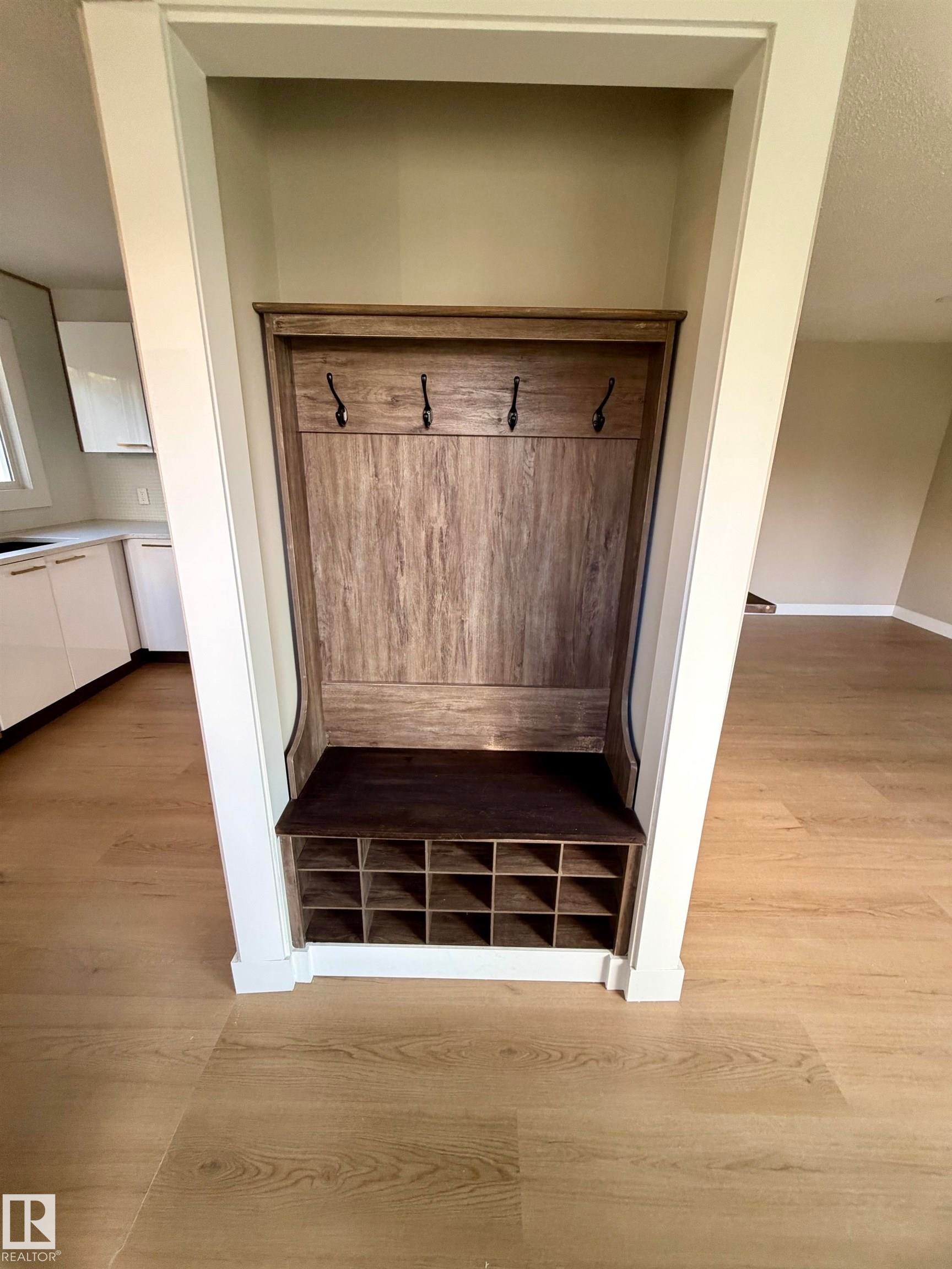 4204 42 Avenue, Stony Plain, AB - Indoor Photo Showing Other Room