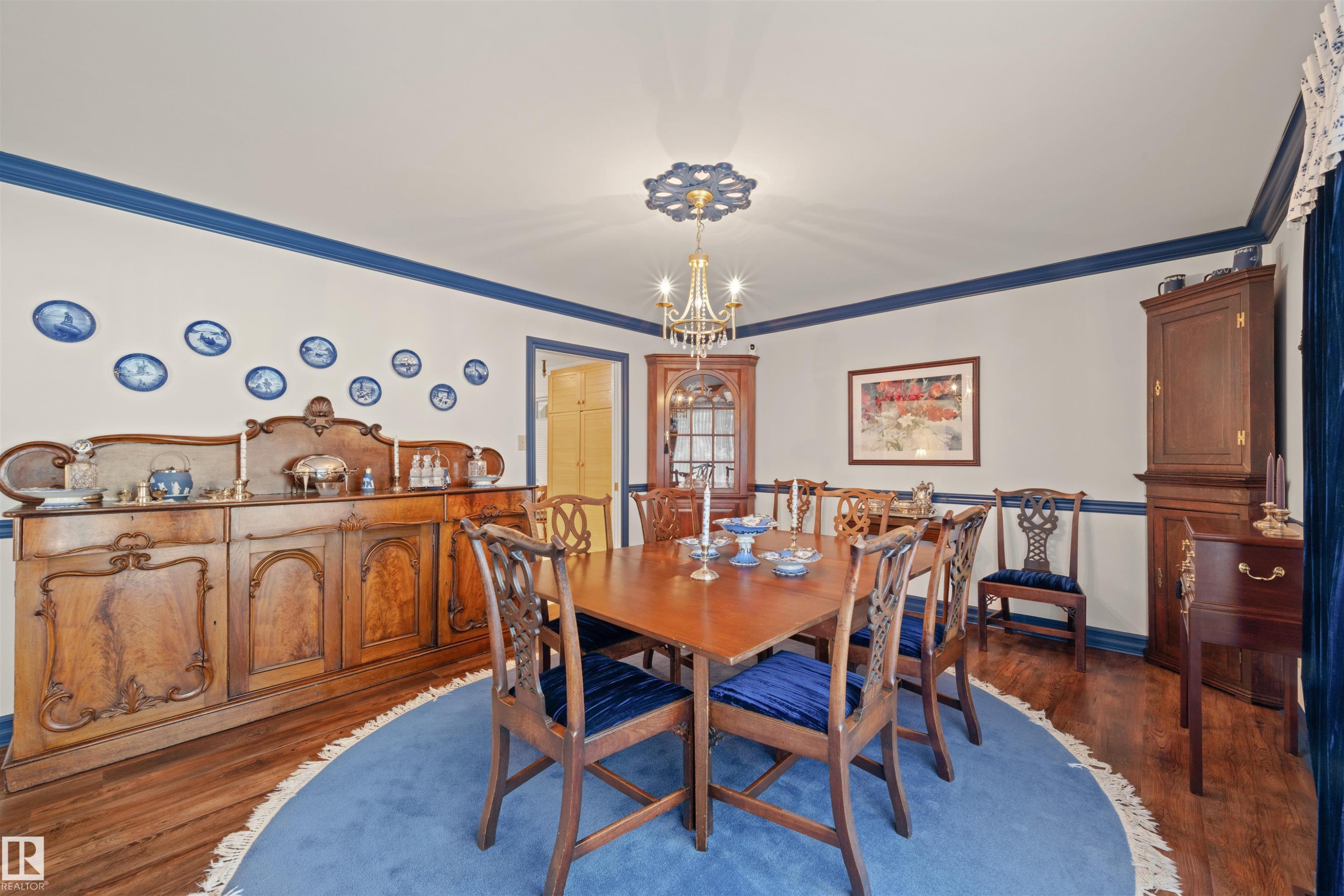 #1 14824 45 Av Nw, Edmonton, AB - Indoor Photo Showing Dining Room