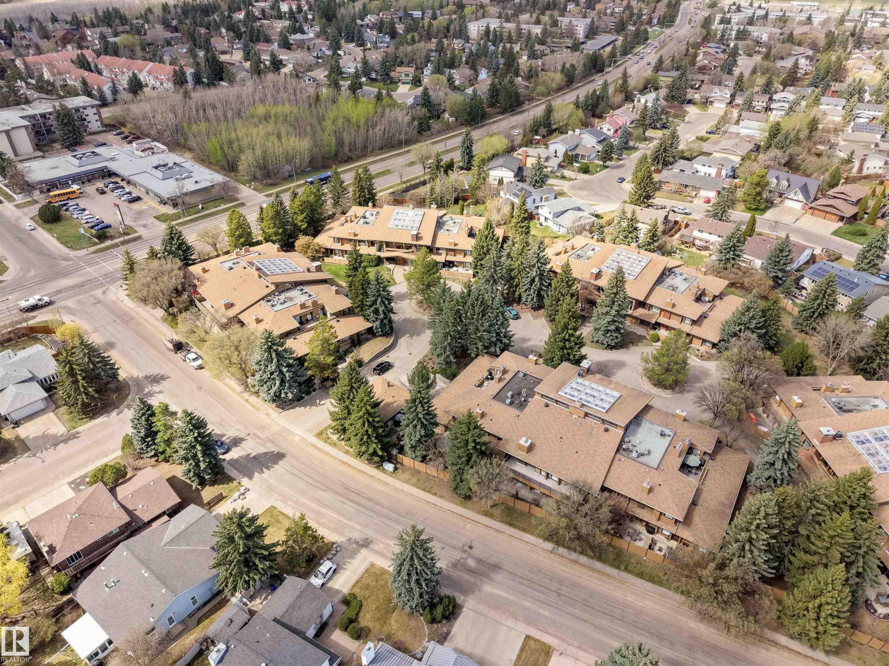 #1 14824 45 Av Nw, Edmonton, AB - Outdoor With View