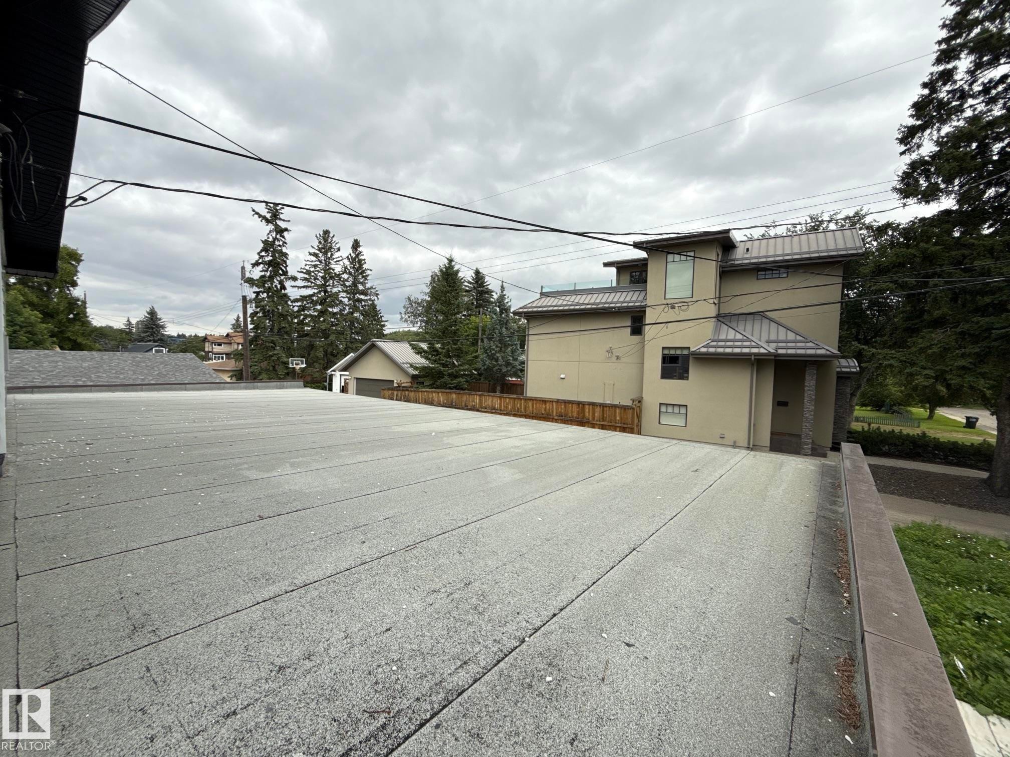 8732 101 Avenue Nw, Edmonton, AB - Outdoor