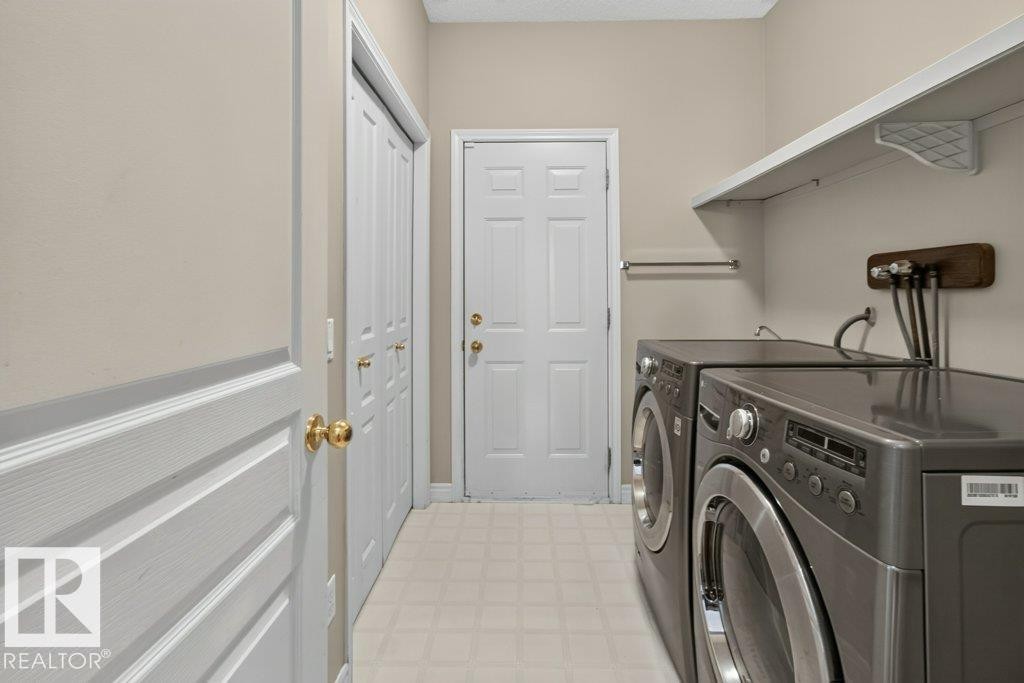 925 Burrows Crescent Nw, Edmonton, AB - Indoor Photo Showing Laundry Room