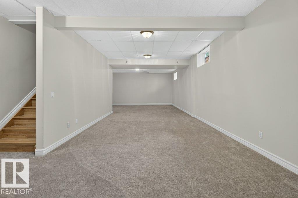 925 Burrows Crescent Nw, Edmonton, AB - Indoor Photo Showing Other Room