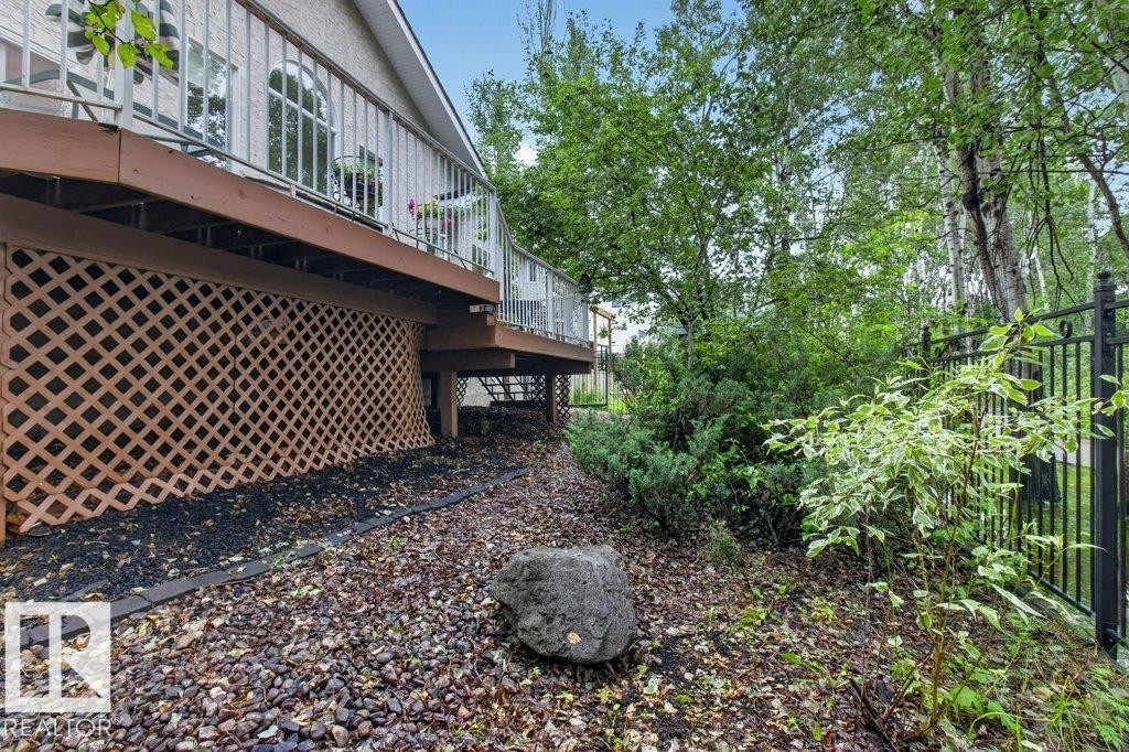 925 Burrows Crescent Nw, Edmonton, AB - Outdoor With Deck Patio Veranda