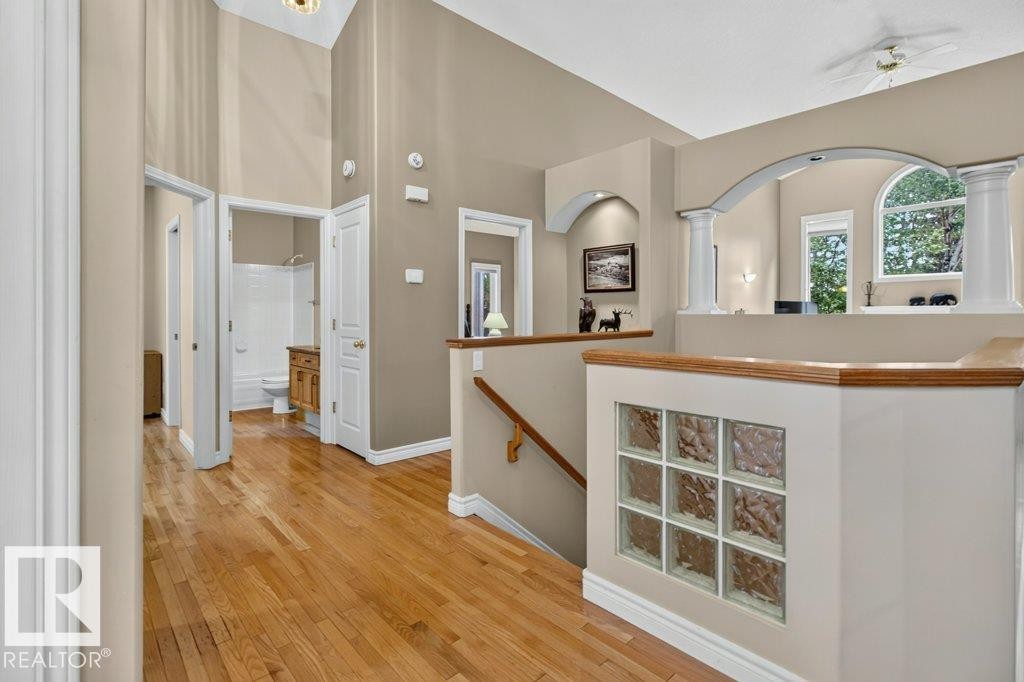 925 Burrows Crescent Nw, Edmonton, AB - Indoor Photo Showing Other Room