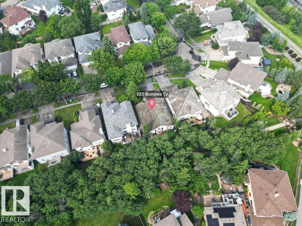 925 Burrows Crescent Nw, Edmonton, AB - Outdoor With View