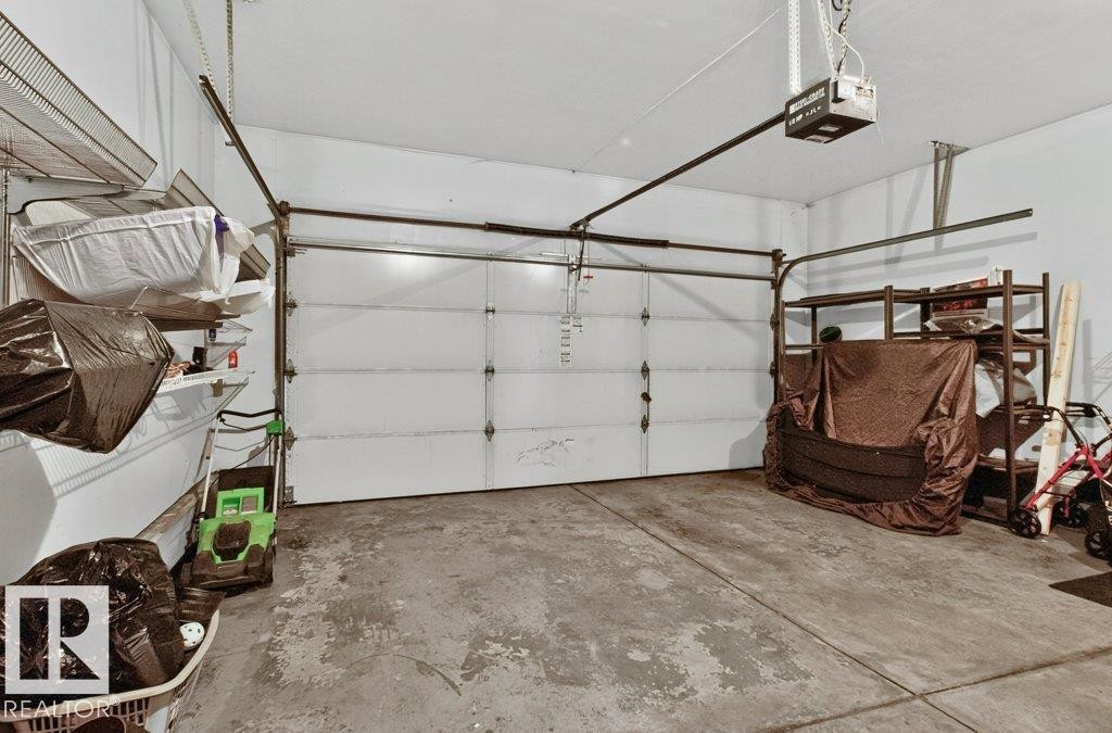 925 Burrows Crescent Nw, Edmonton, AB - Indoor Photo Showing Garage