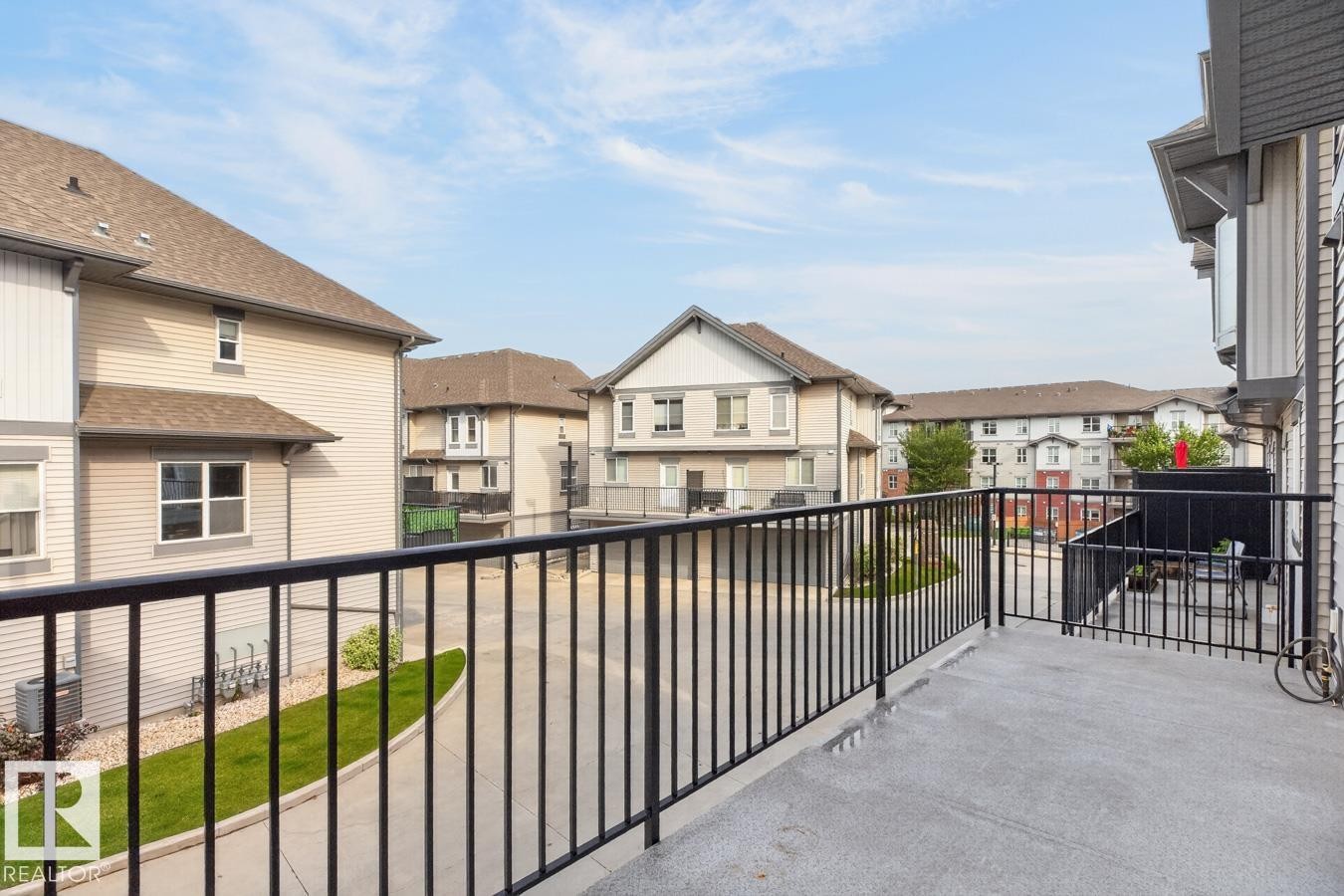 #8 655 Watt Bv Sw, Edmonton, AB - Outdoor With Exterior