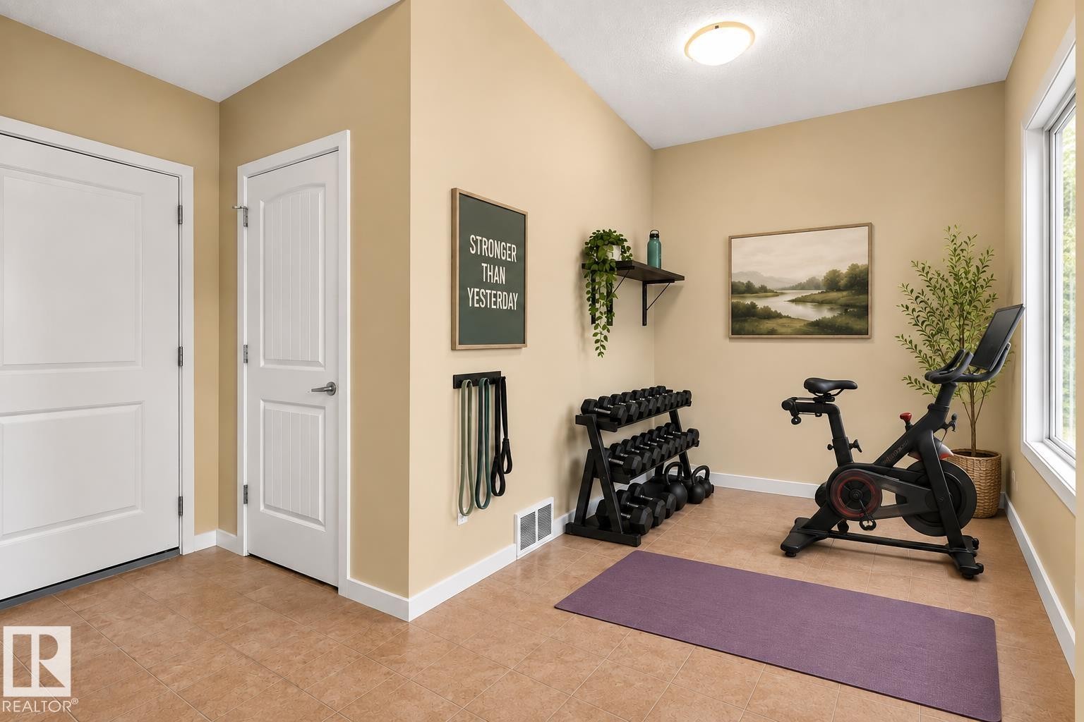 #8 655 Watt Bv Sw, Edmonton, AB - Indoor Photo Showing Gym Room