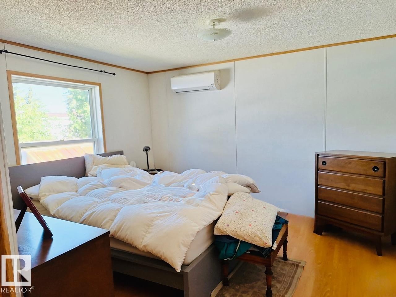 66 The Parkway Northwest, Edmonton, AB