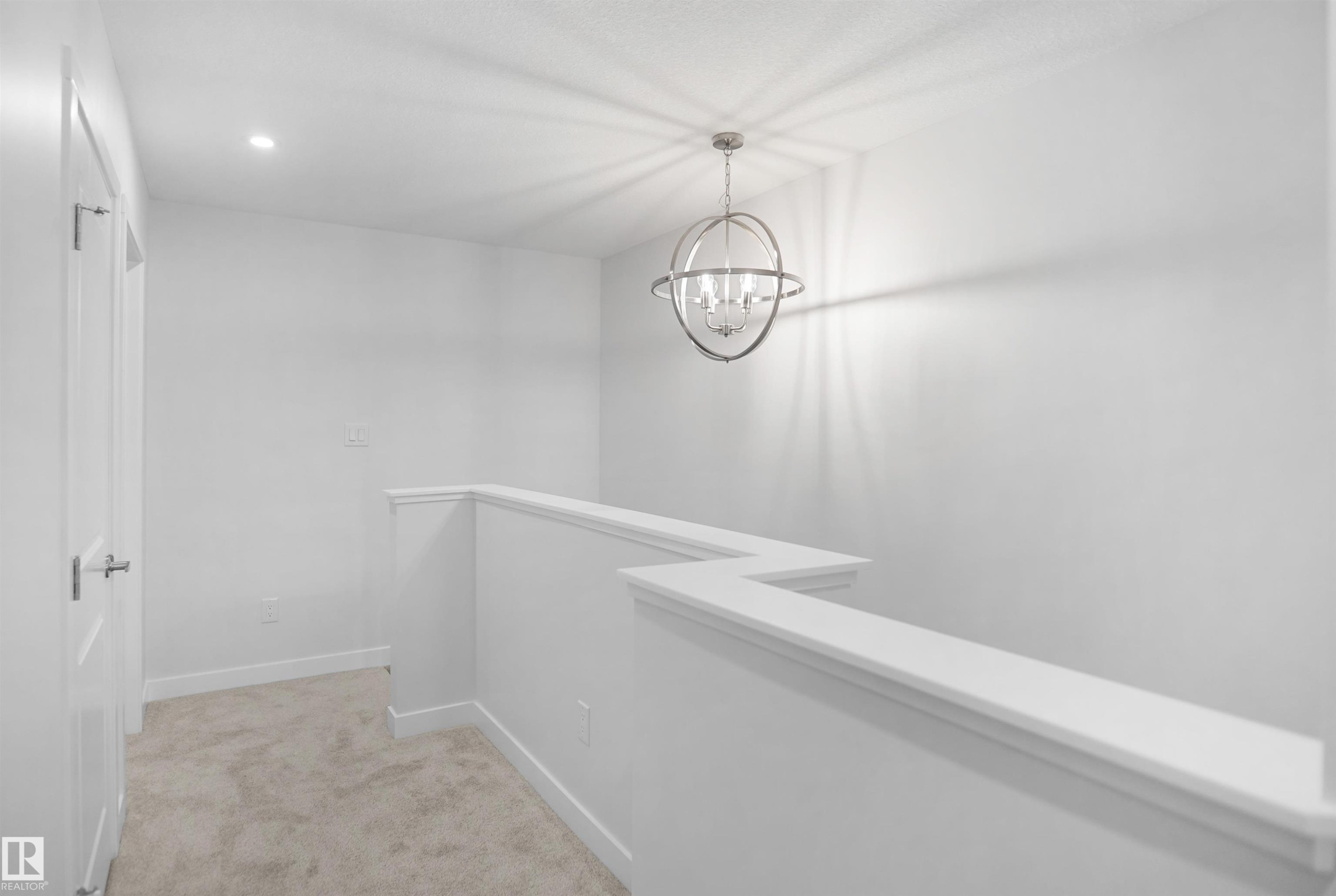 221 Falcon Crescent, Leduc, AB - Indoor Photo Showing Other Room
