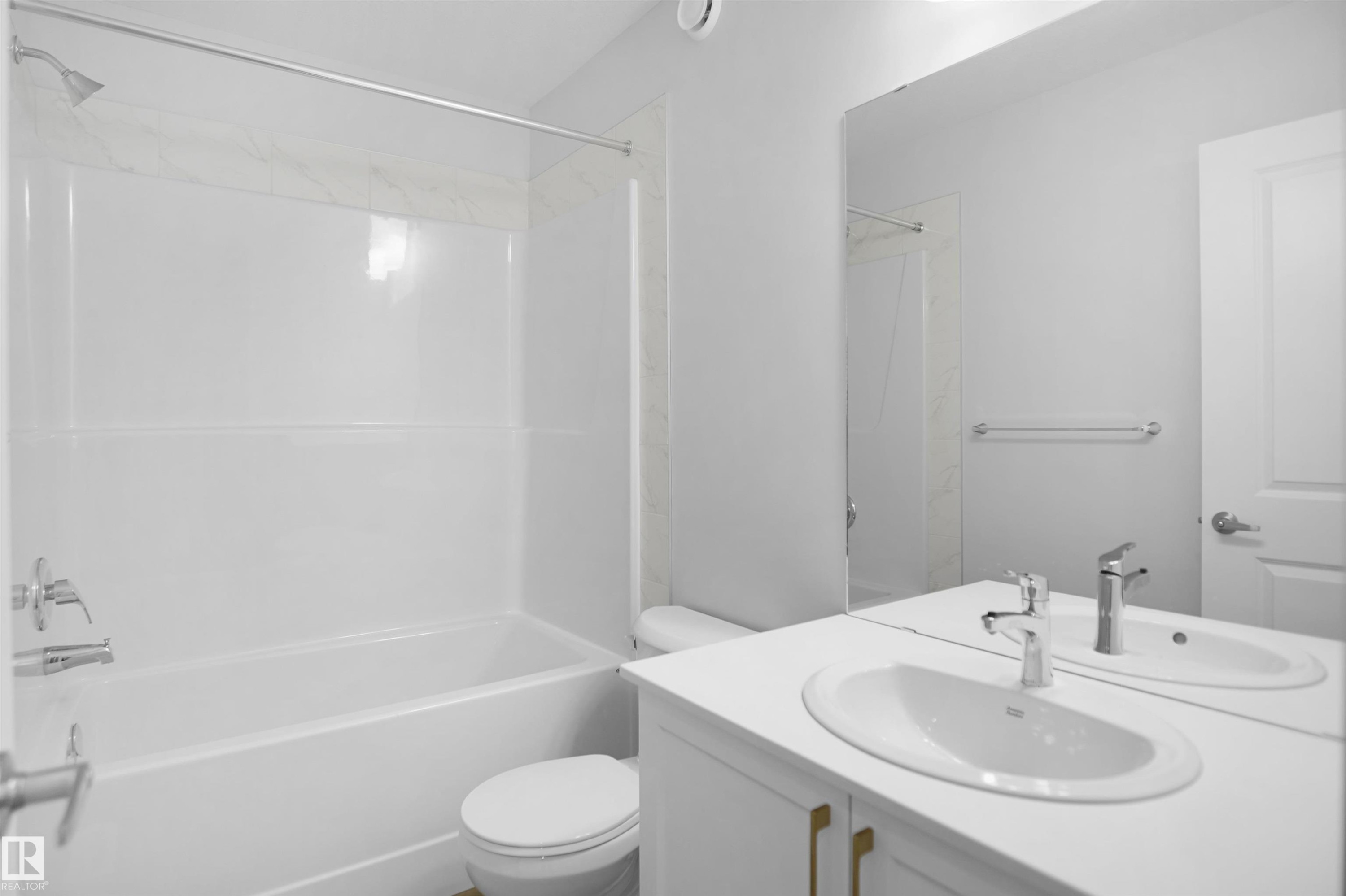 221 Falcon Crescent, Leduc, AB - Indoor Photo Showing Bathroom