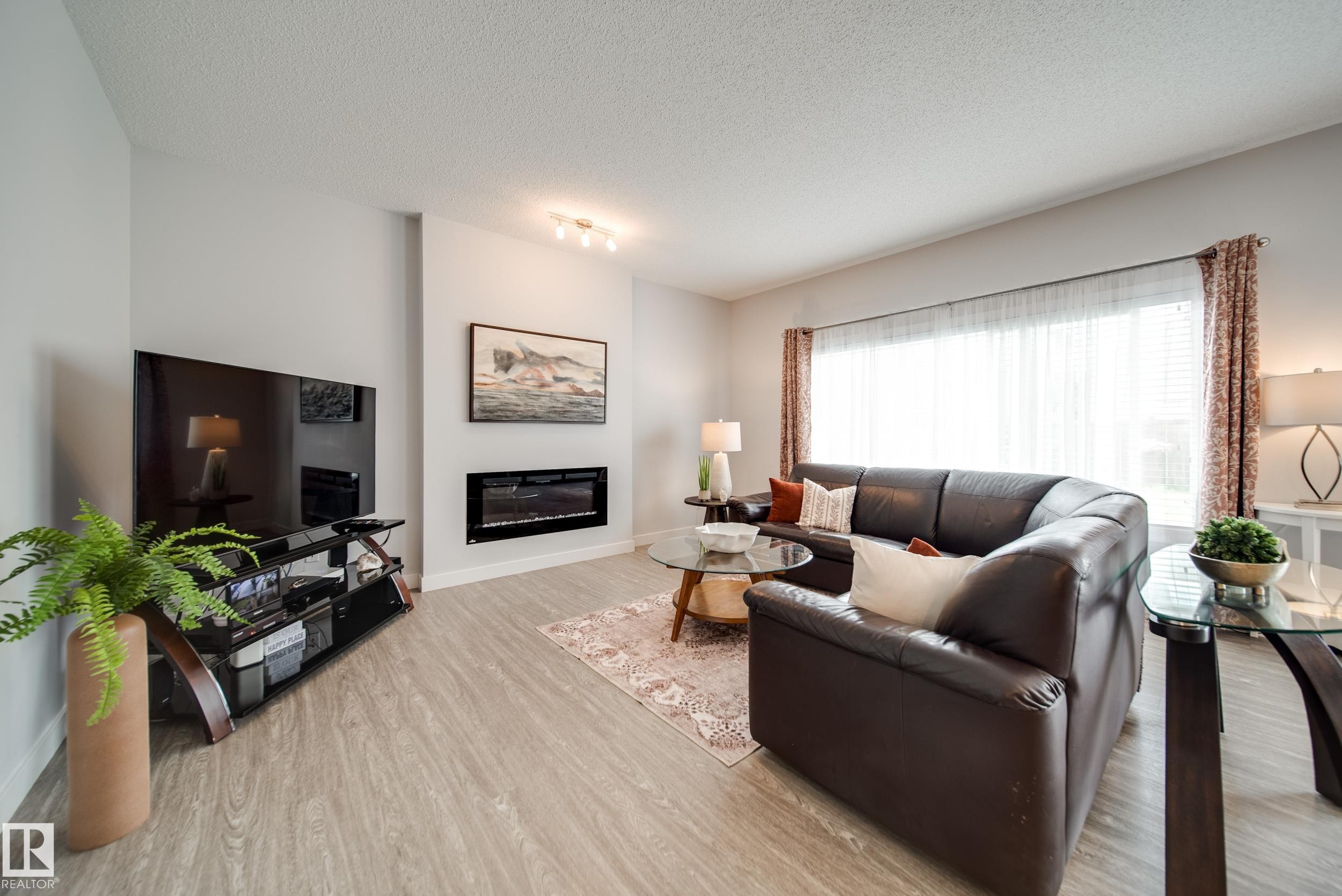 7314 Edgemont Way Nw, Edmonton, AB