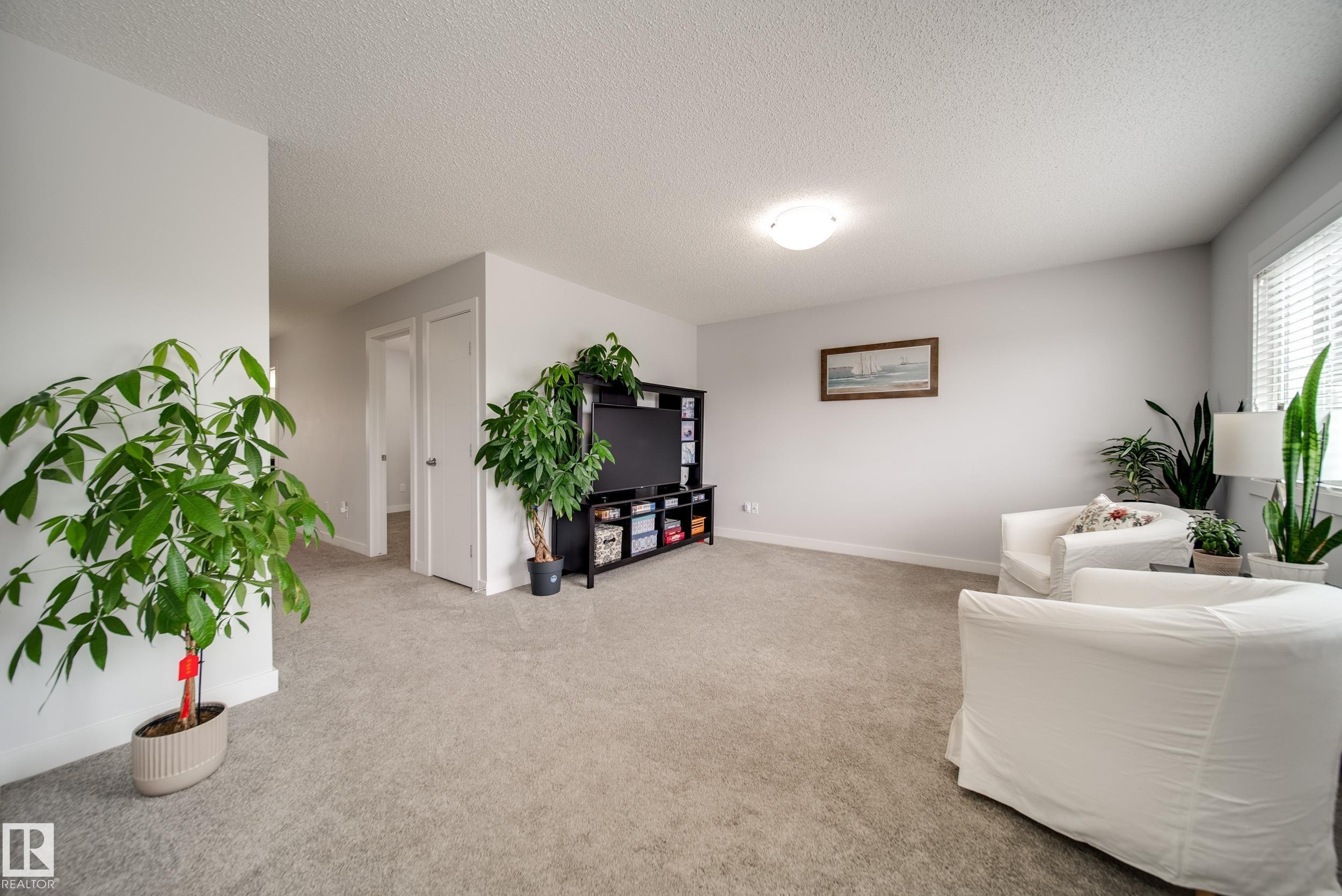 7314 Edgemont Way Nw, Edmonton, AB