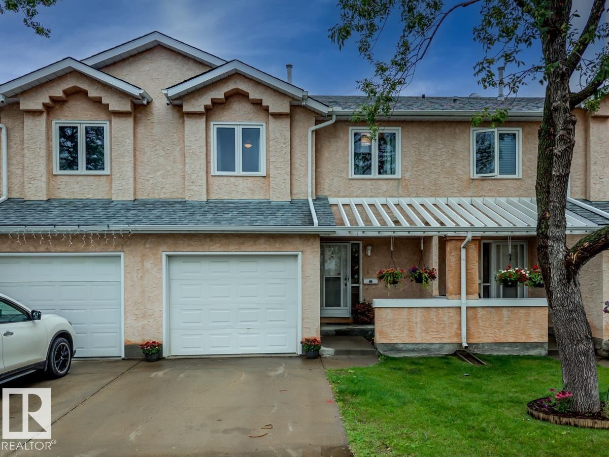 7539 188 Street Nw, Edmonton, AB - Outdoor With Facade