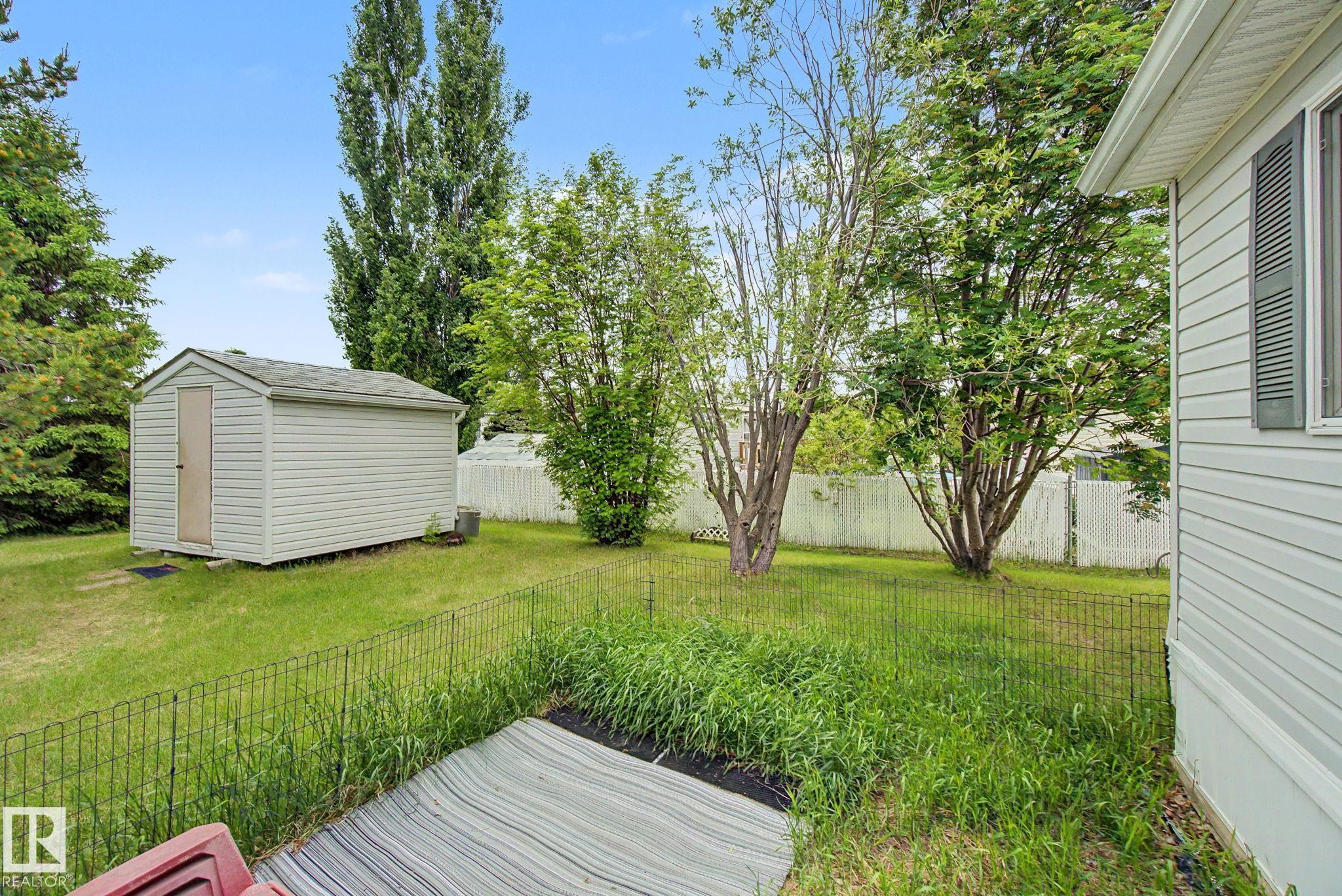 #179 3400 48 St, Stony Plain, AB - Outdoor With Exterior