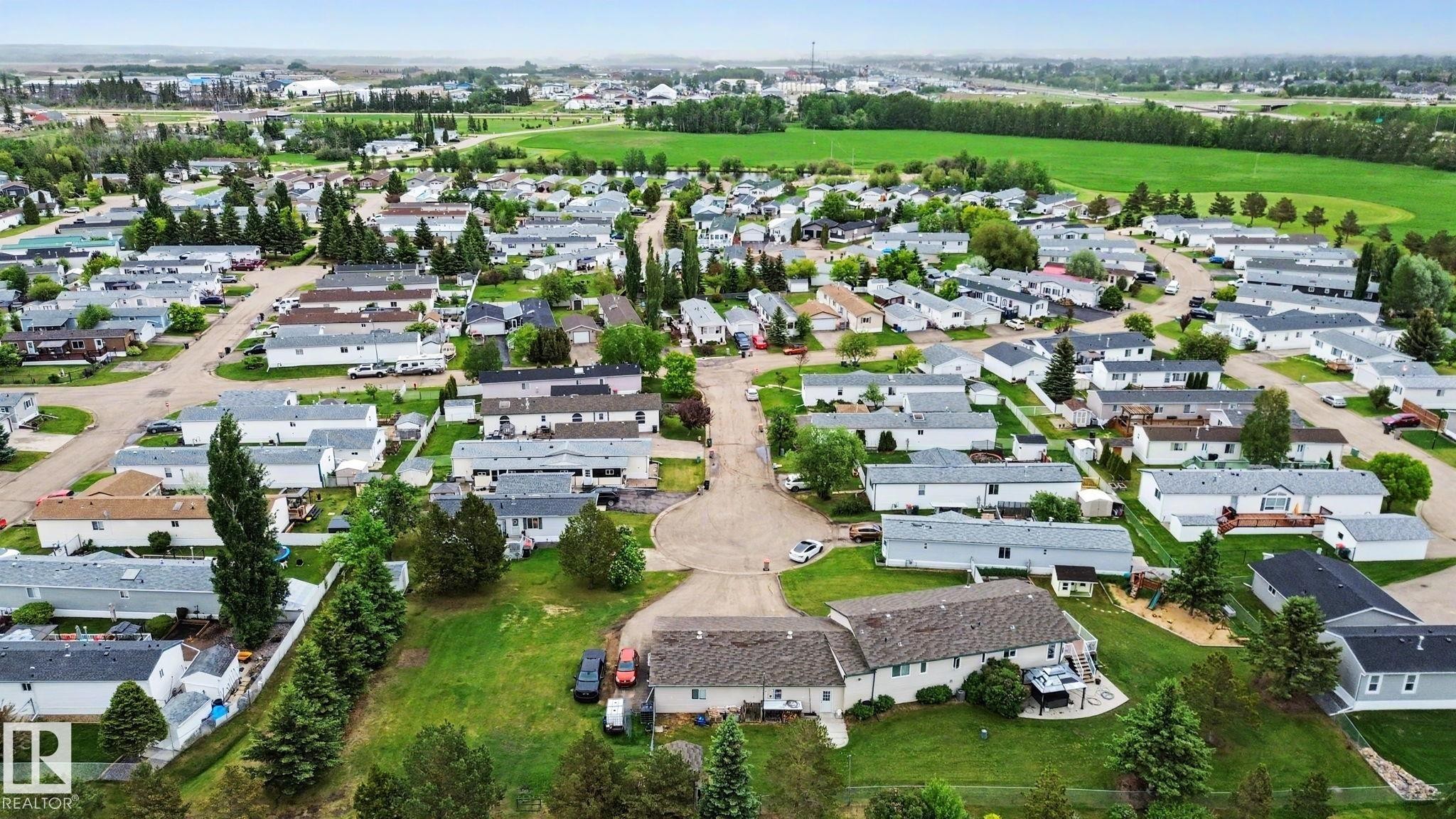 #179 3400 48 St, Stony Plain, AB - Outdoor With View