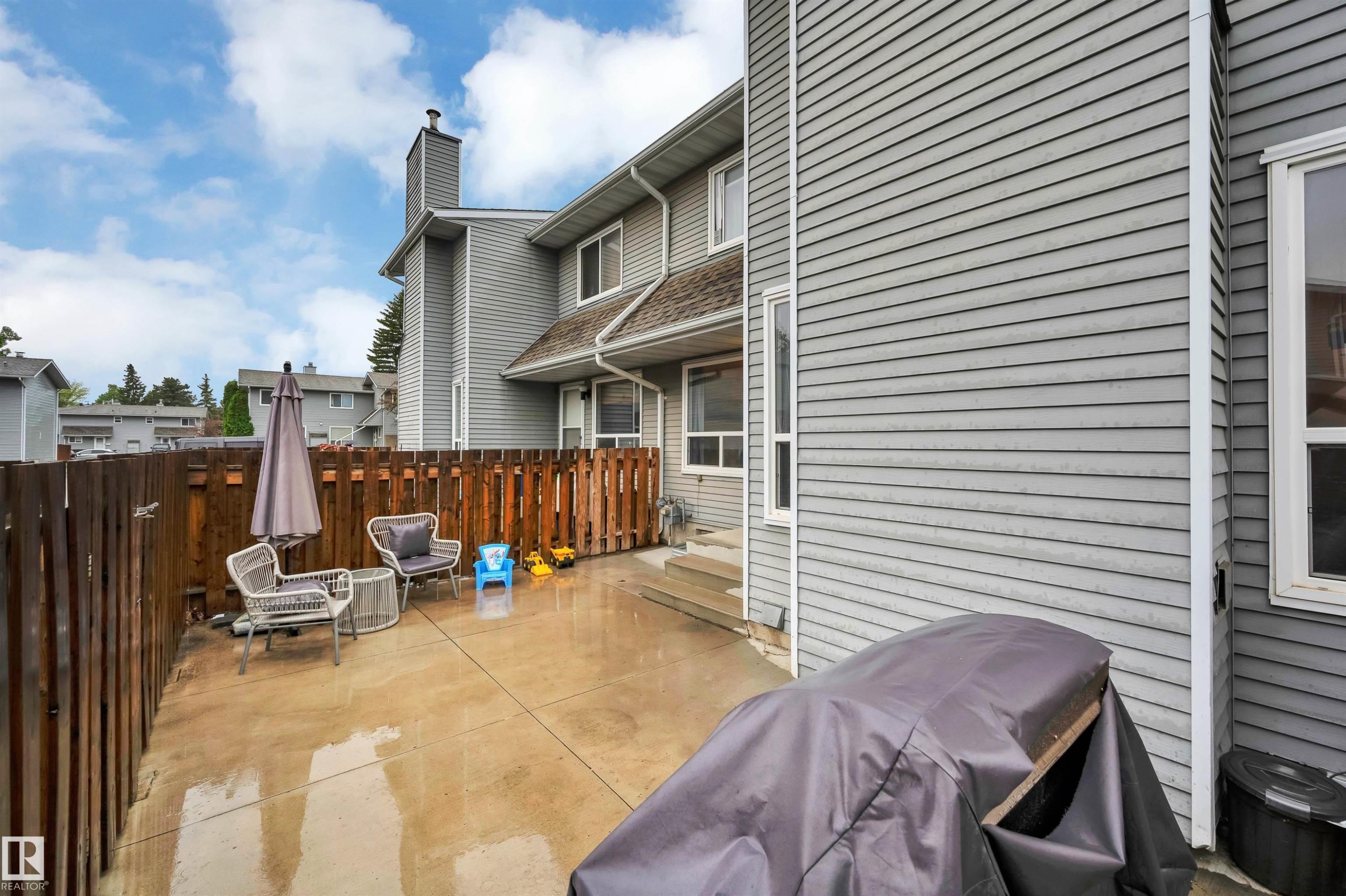 #35 4403 Riverbend Rd Nw, Edmonton, AB - Outdoor