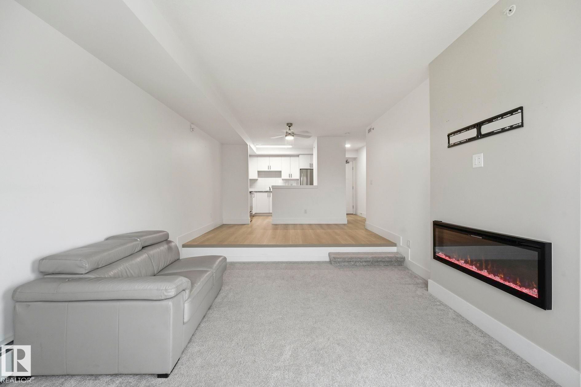 #416 9504 182 St Nw, Edmonton, AB - Indoor With Fireplace