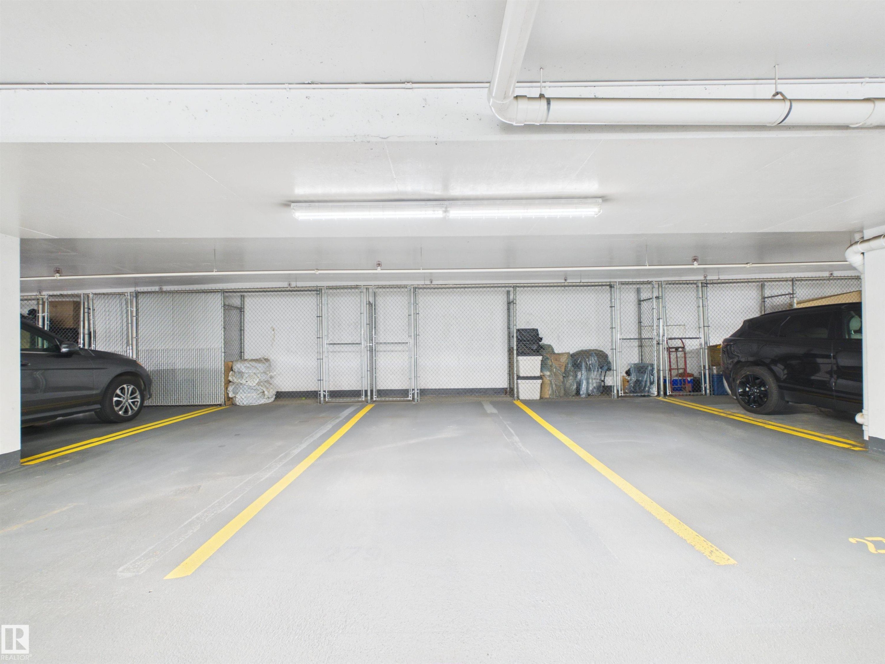 #307 11969 Jasper Av Nw, Edmonton, AB - Indoor Photo Showing Garage