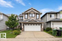 177 WOODBEND Way Fort Saskatchewan, AB T8L 4S4