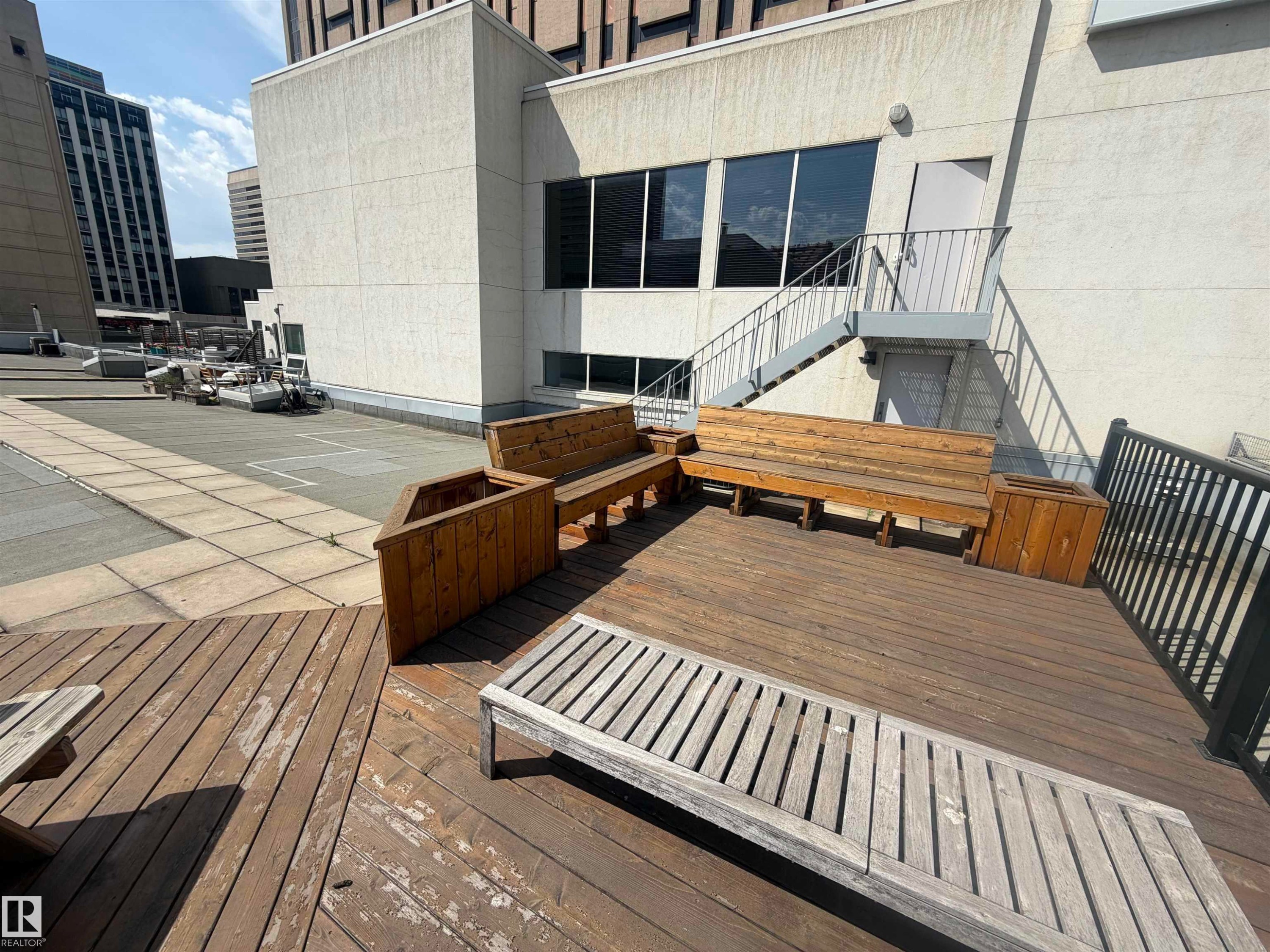 #401 10009 102 Av Nw, Edmonton, AB - Outdoor With Deck Patio Veranda With Exterior