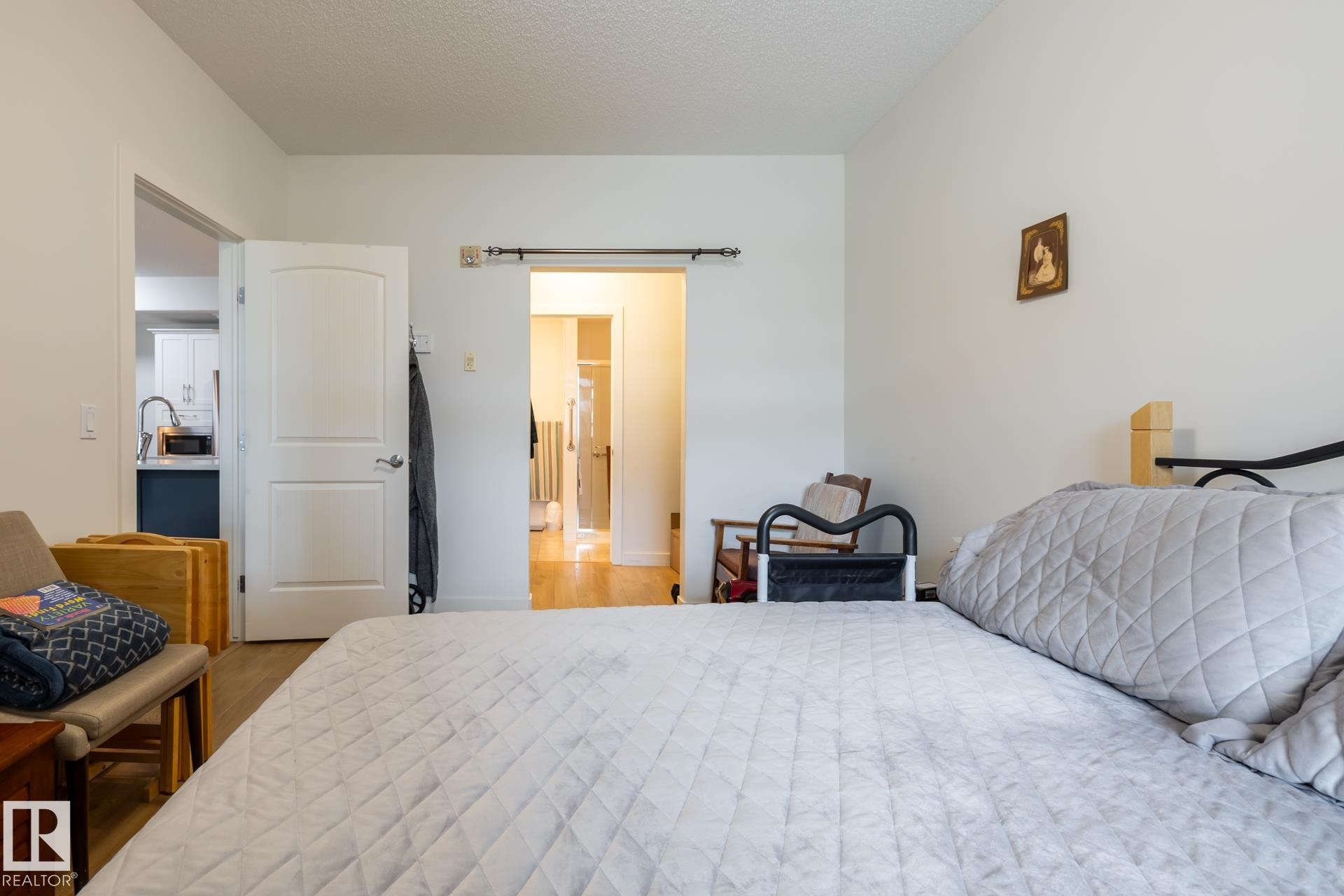 #133, 511 Queen St, Spruce Grove, AB - Indoor Photo Showing Bedroom