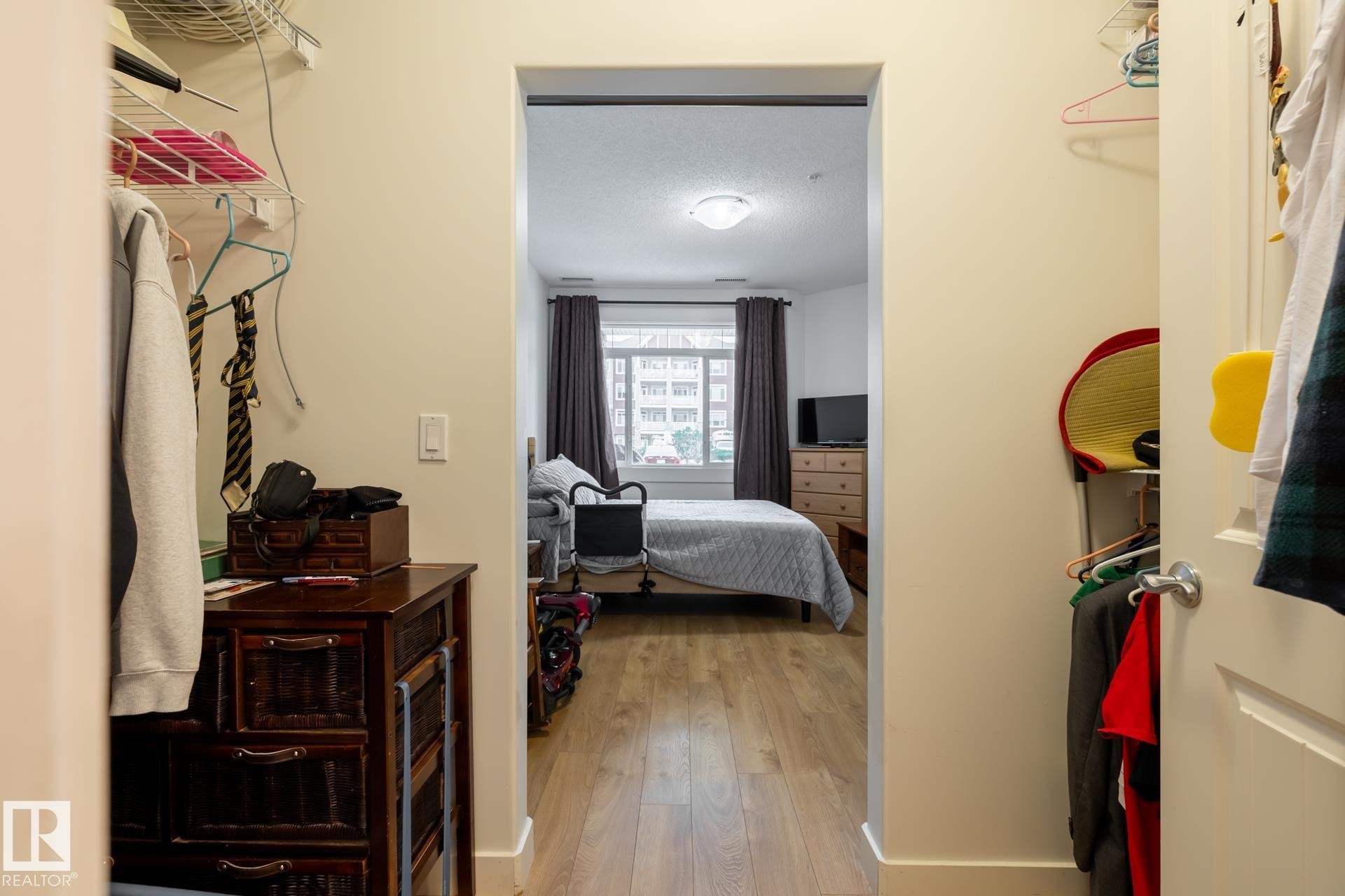 #133, 511 Queen St, Spruce Grove, AB - Indoor Photo Showing Bedroom