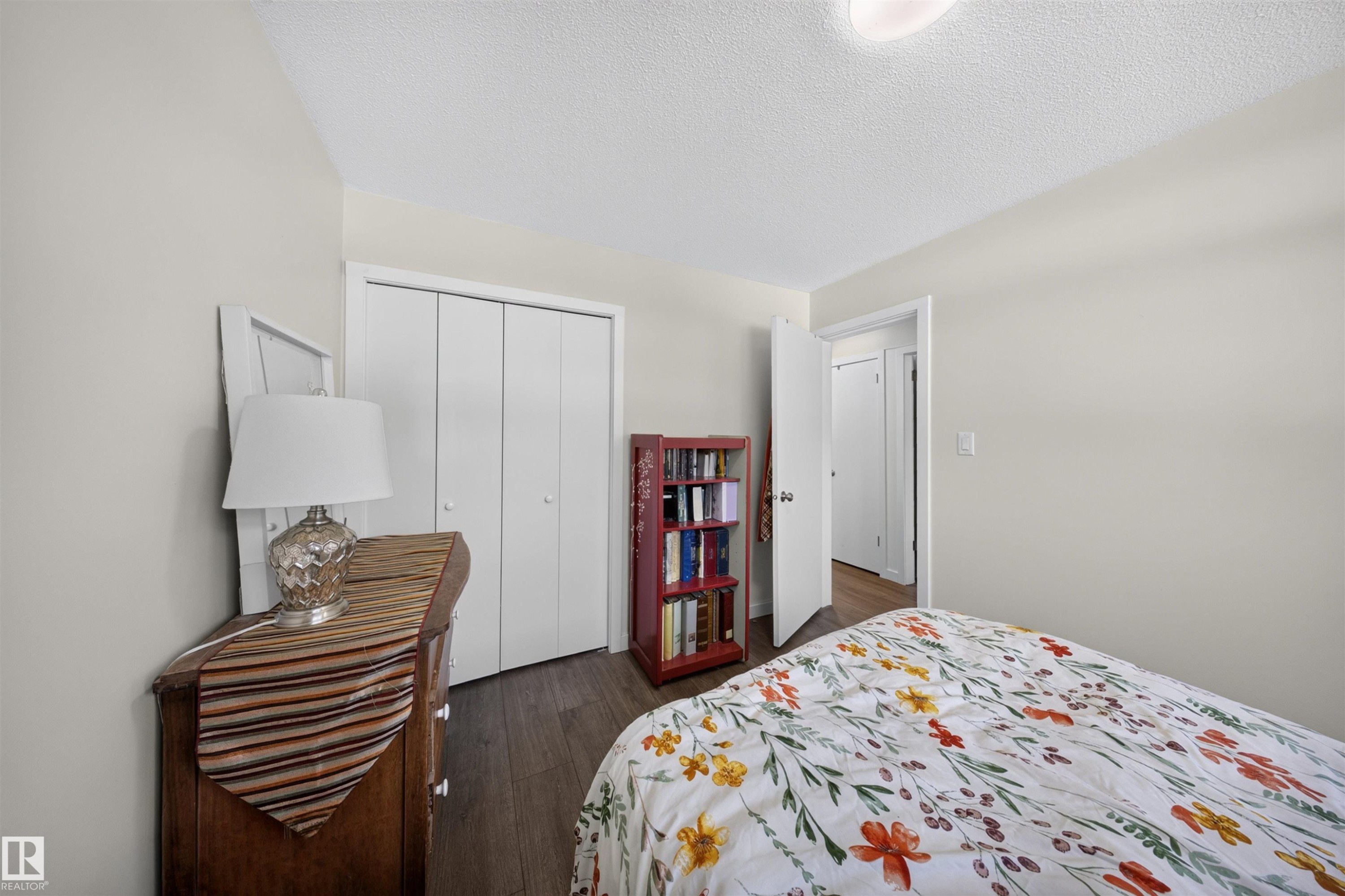 4124 110 Street Nw, Edmonton, AB - Indoor Photo Showing Bedroom